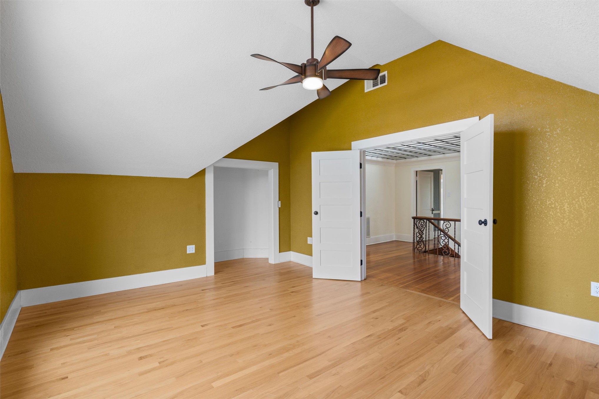 1220 S Cherokee Avenue Property Photo 29