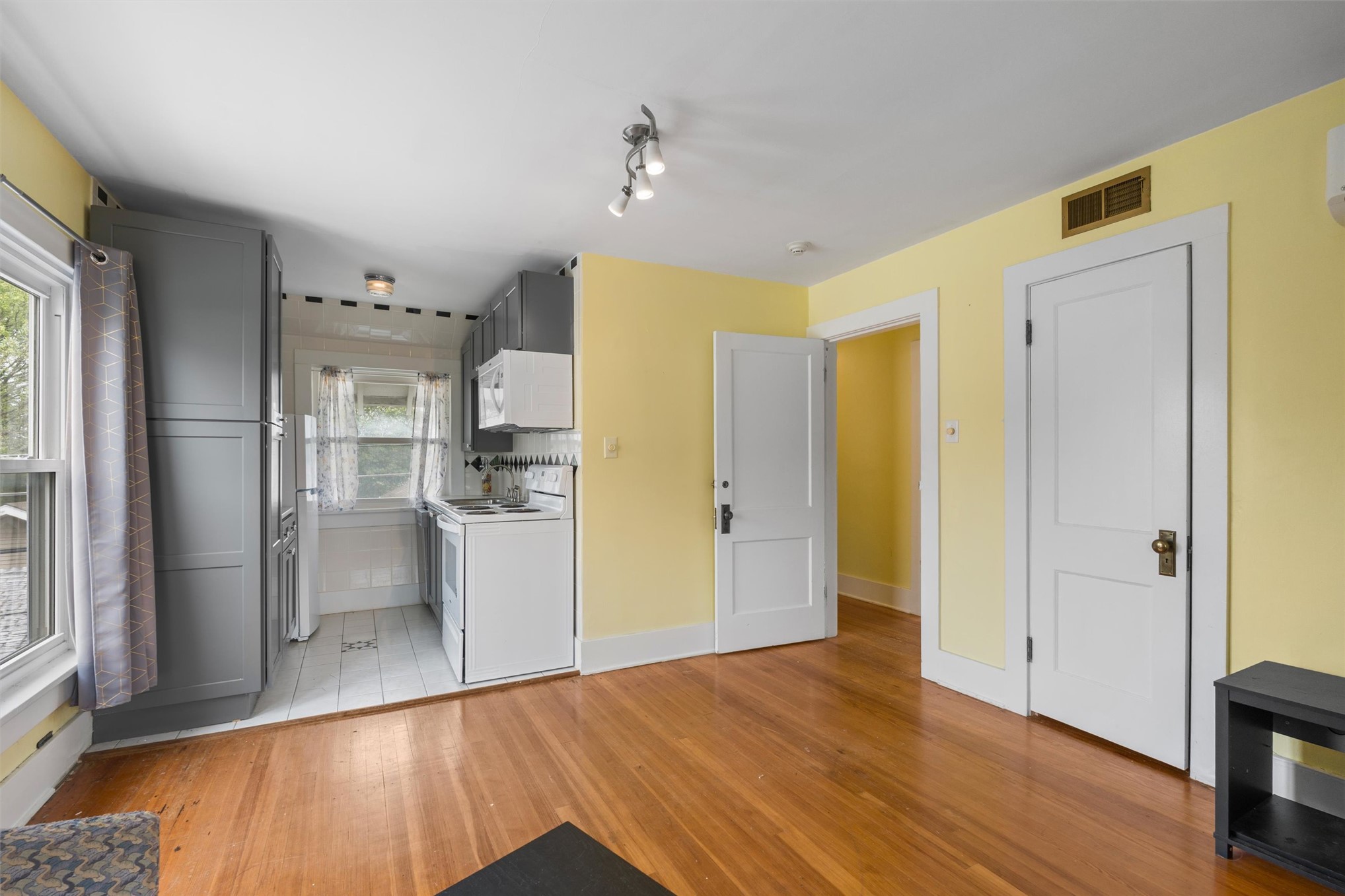 1220 S Cherokee Avenue Property Photo 53