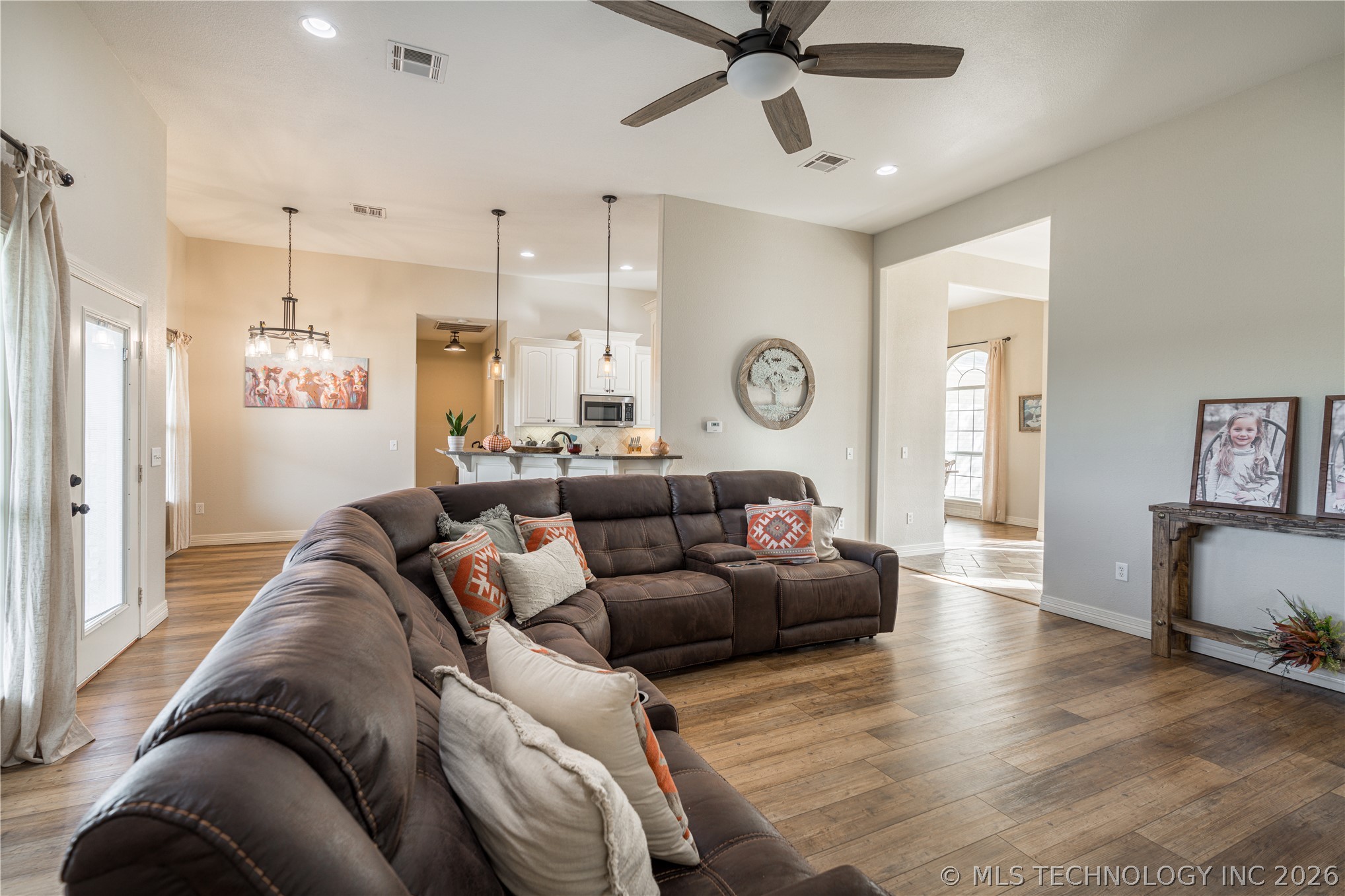 1683 Robinson Road Property Photo 14
