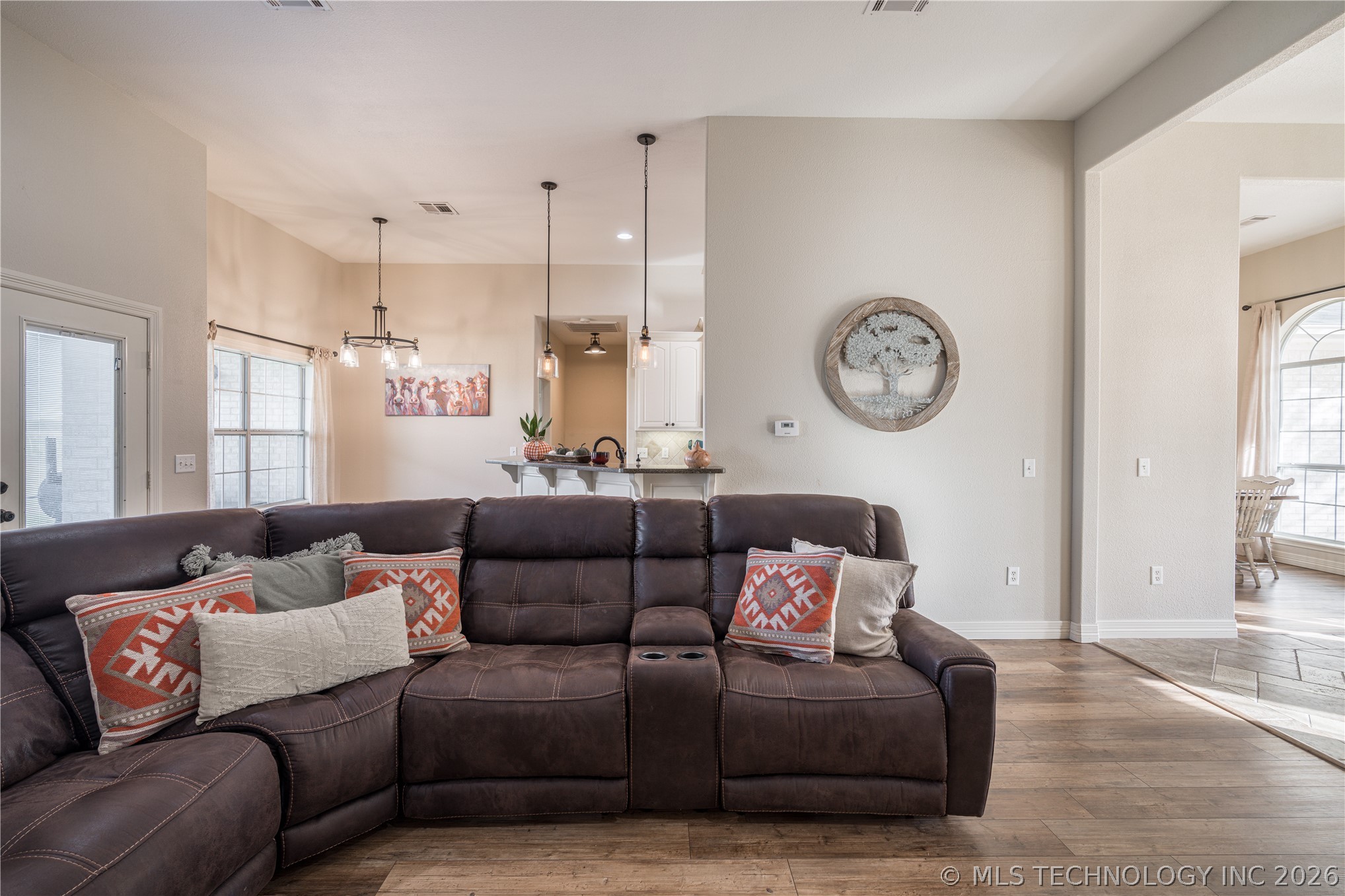 1683 Robinson Road Property Photo 15