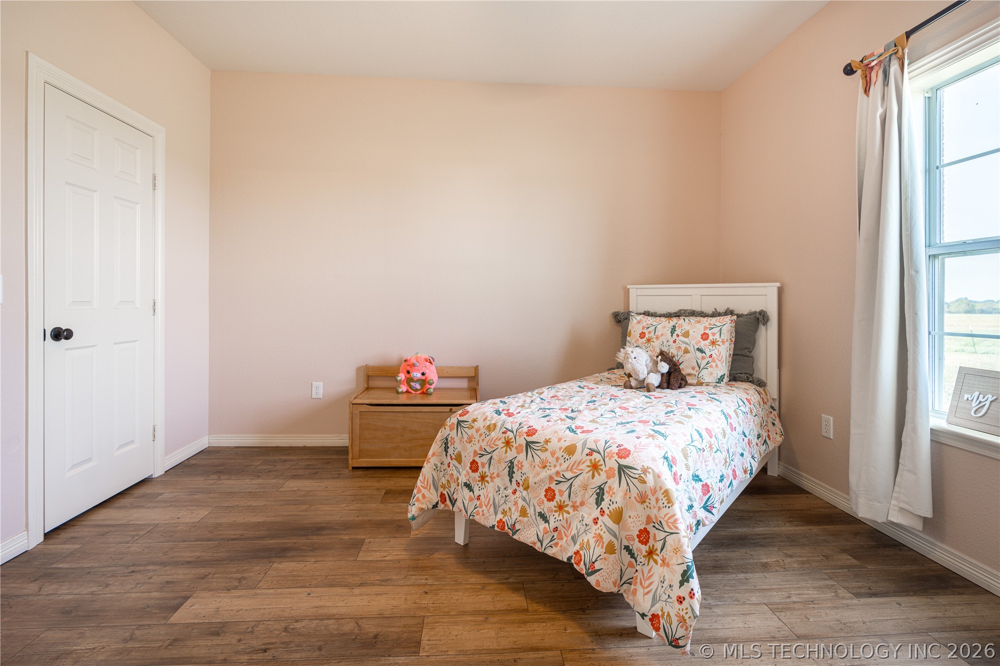 1683 Robinson Road Property Photo 32