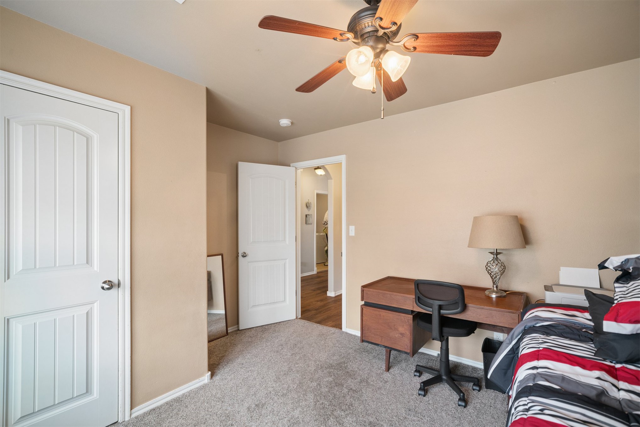 203 W 45th Place Property Photo 8