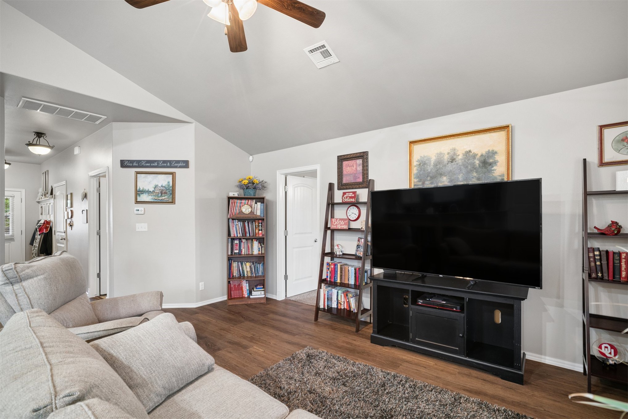 203 W 45th Place Property Photo 17