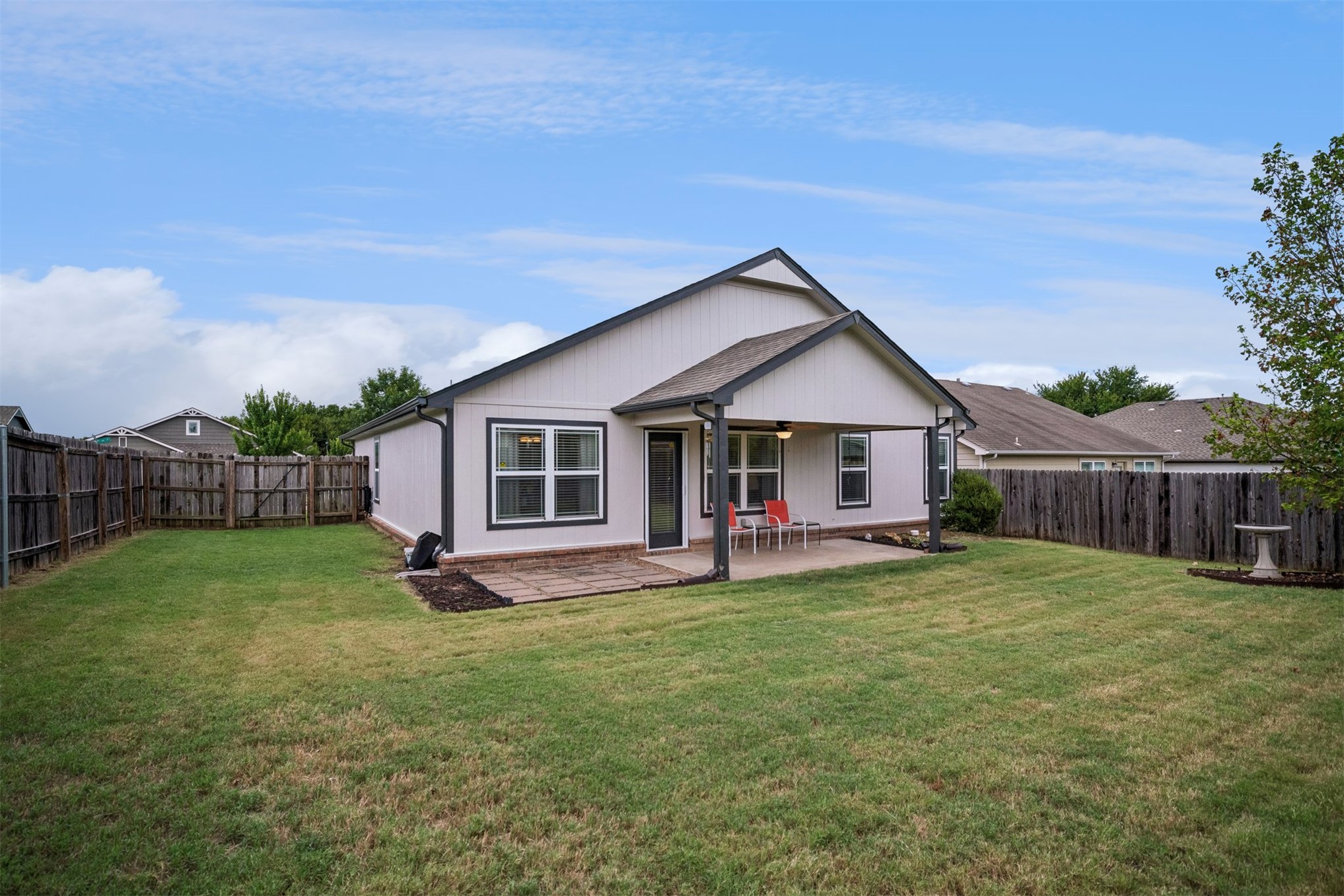 203 W 45th Place Property Photo 30