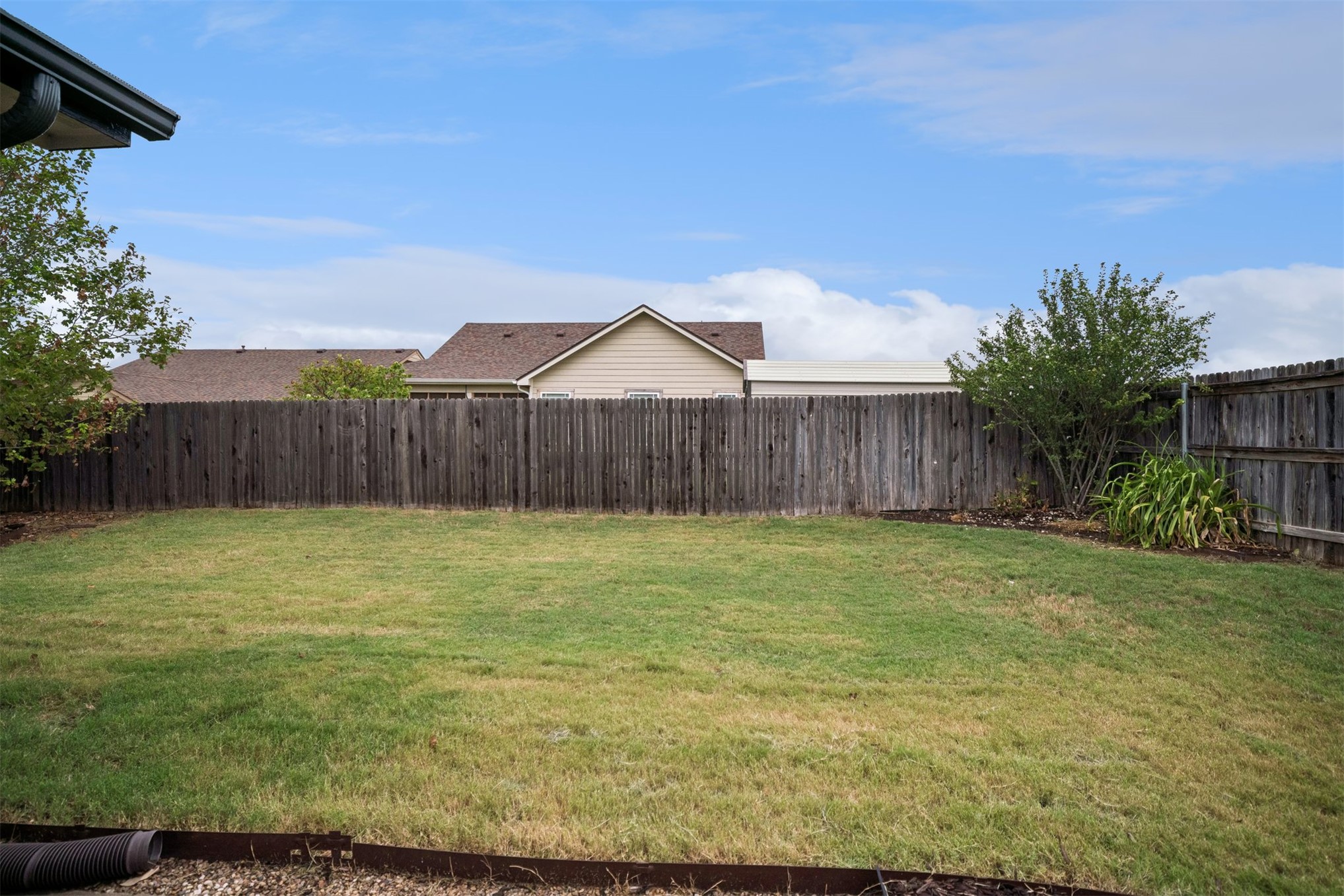 203 W 45th Place Property Photo 31