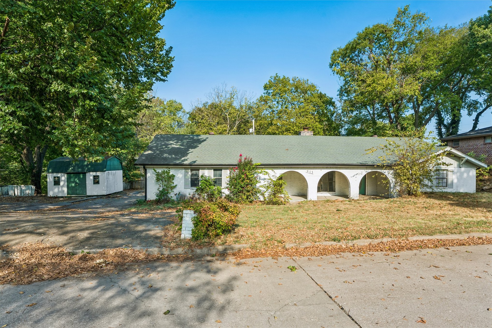913 Sandstone Avenue Property Photo 2