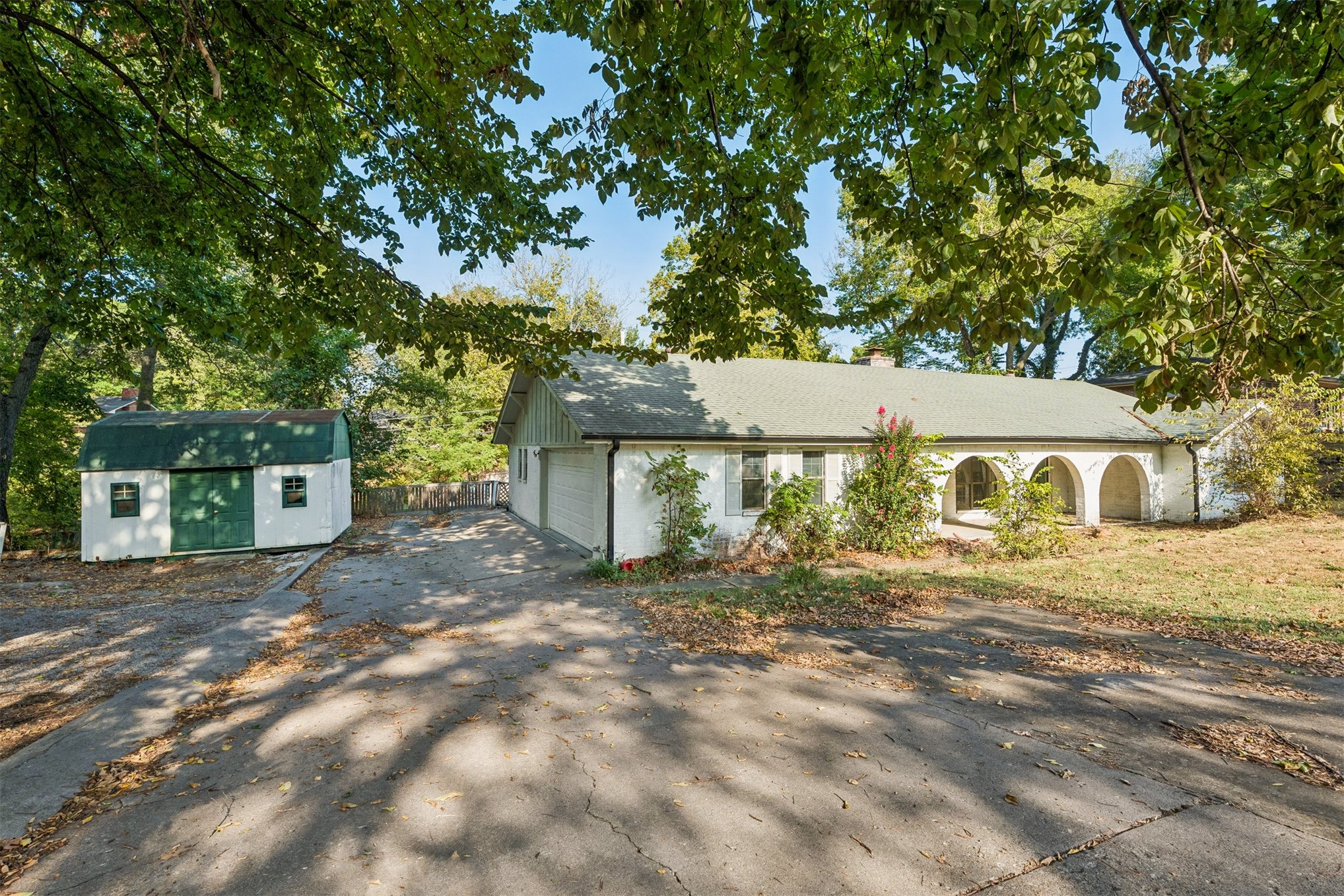 913 Sandstone Avenue Property Photo 3