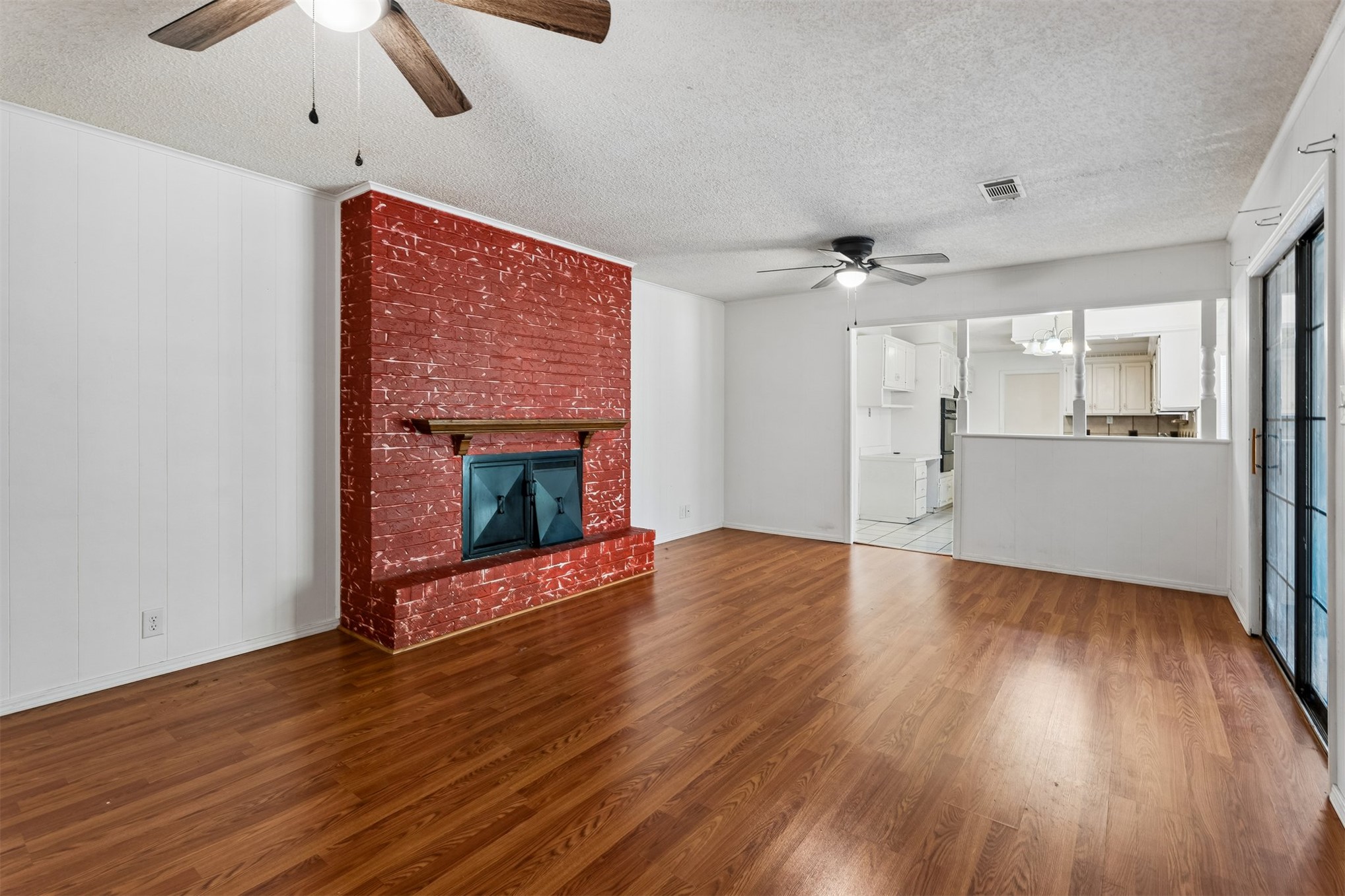 913 Sandstone Avenue Property Photo 16