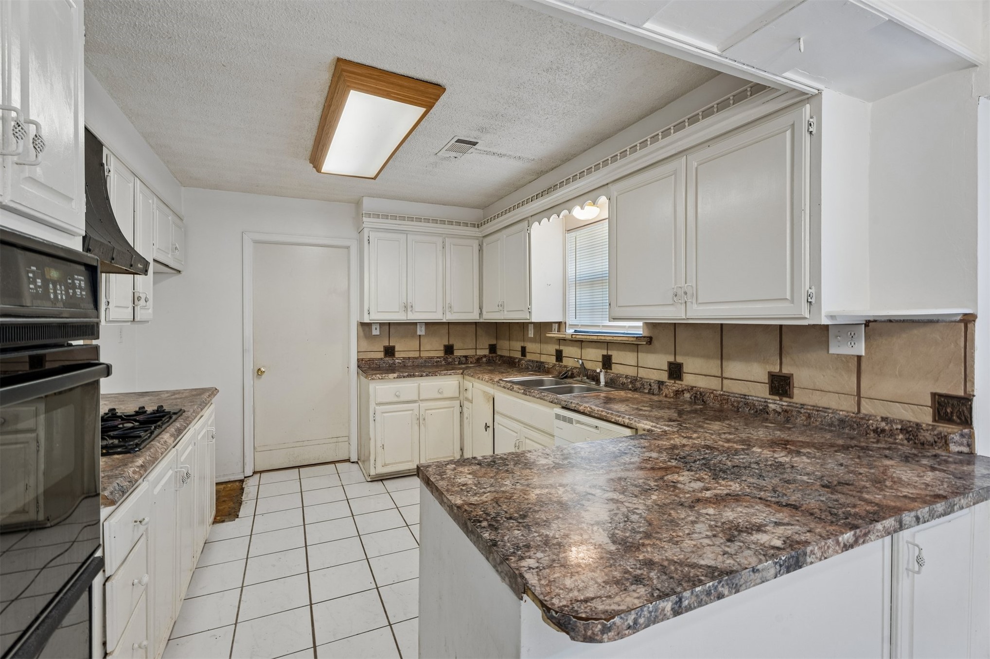 913 Sandstone Avenue Property Photo 21
