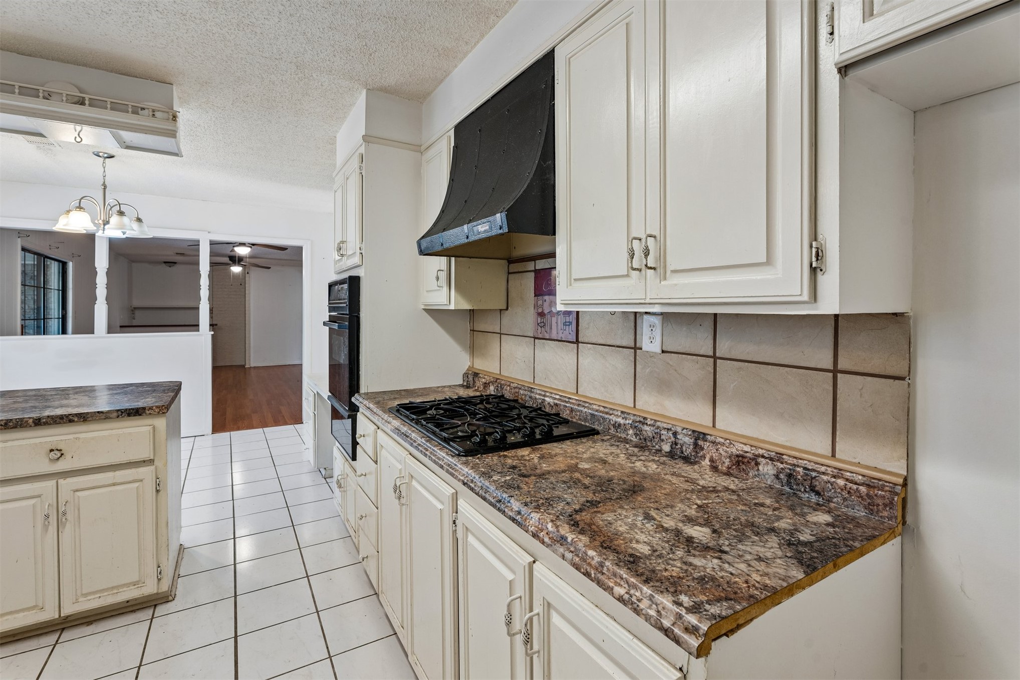 913 Sandstone Avenue Property Photo 23