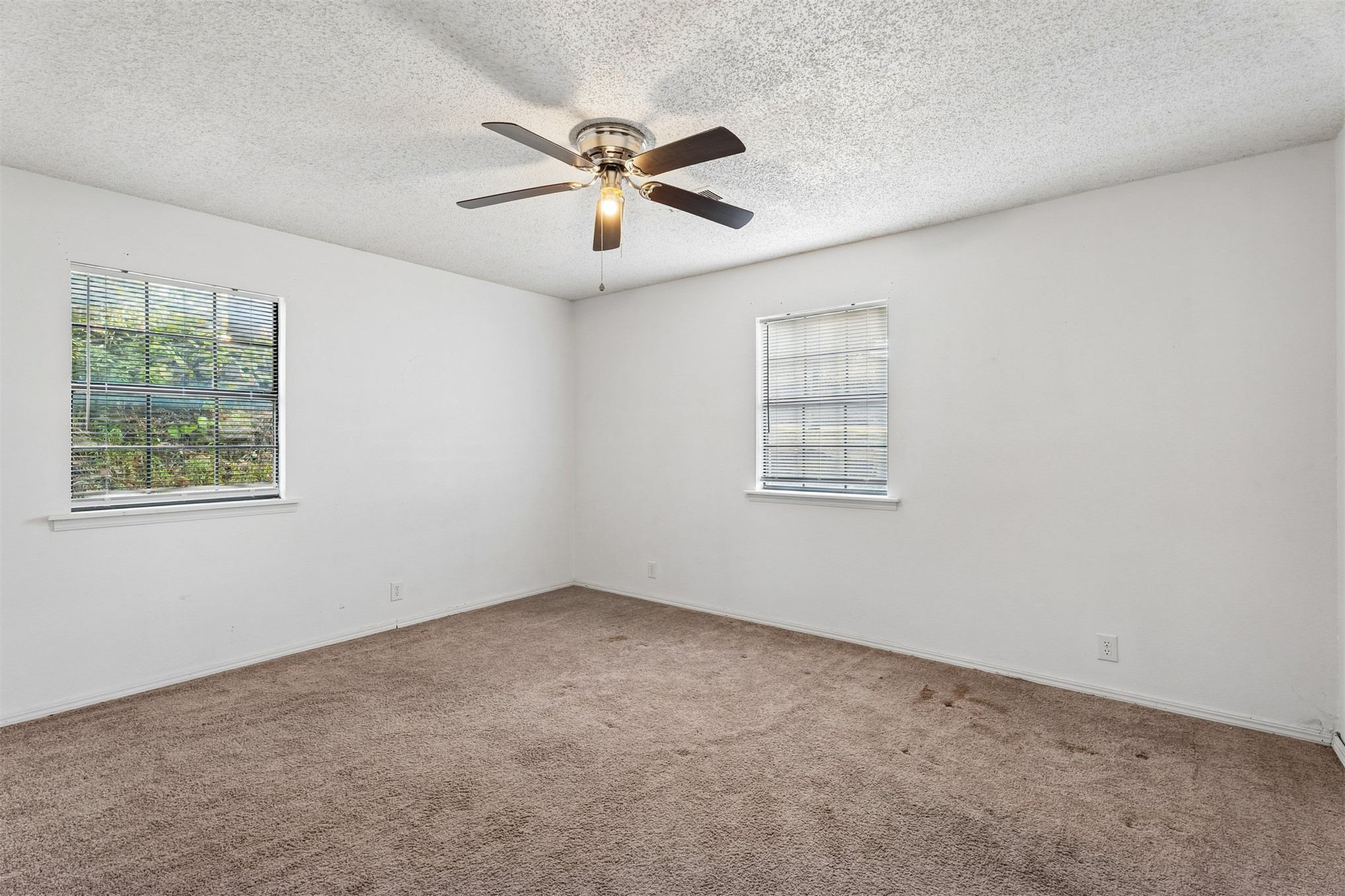 913 Sandstone Avenue Property Photo 41
