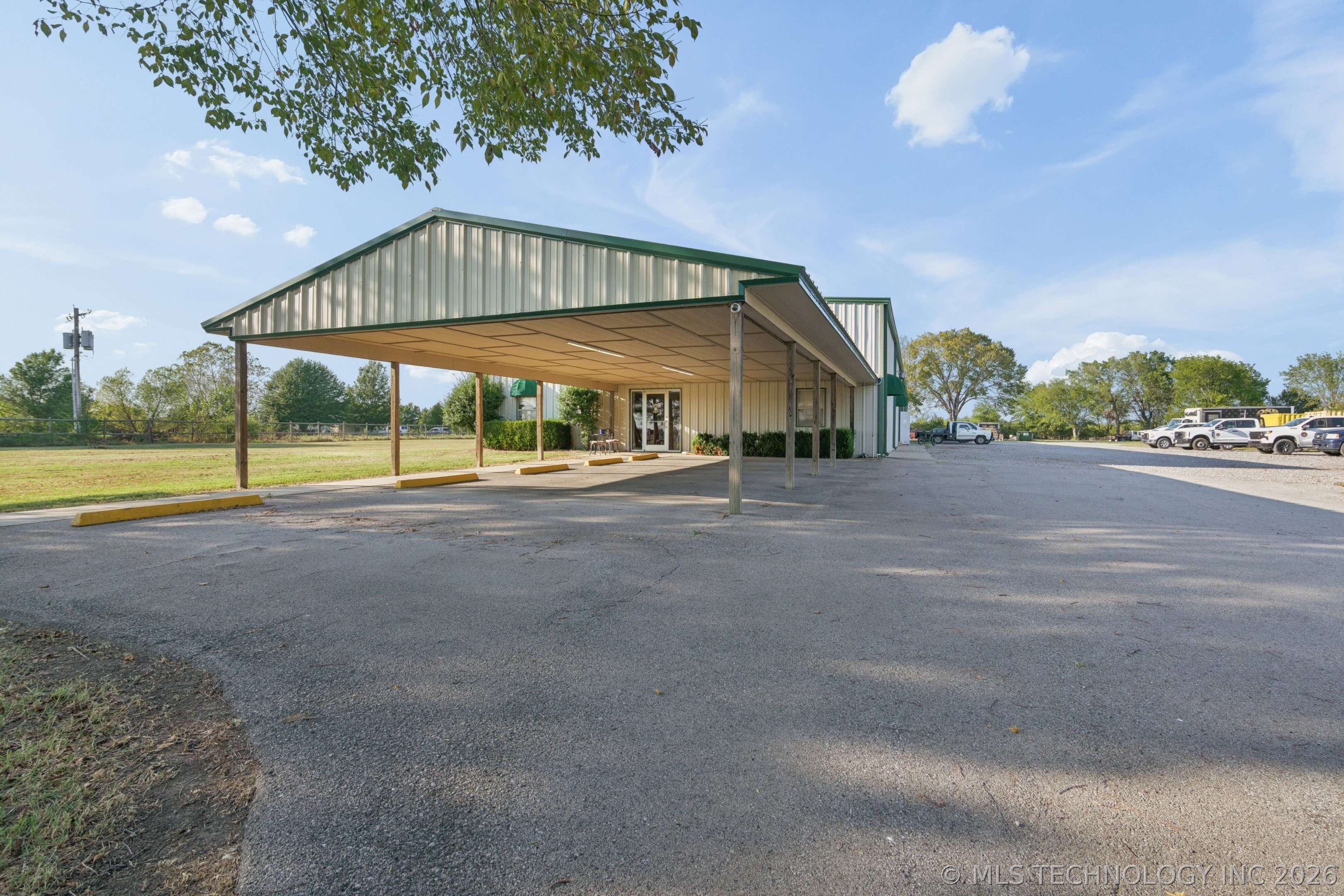 14265 E 590 Road E Property Photo 1