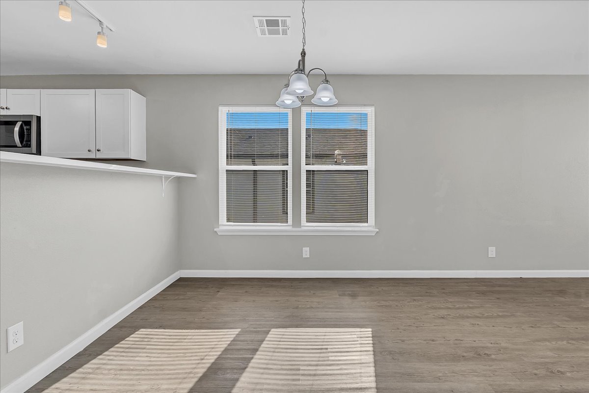 4107 W 56th Place Property Photo 16