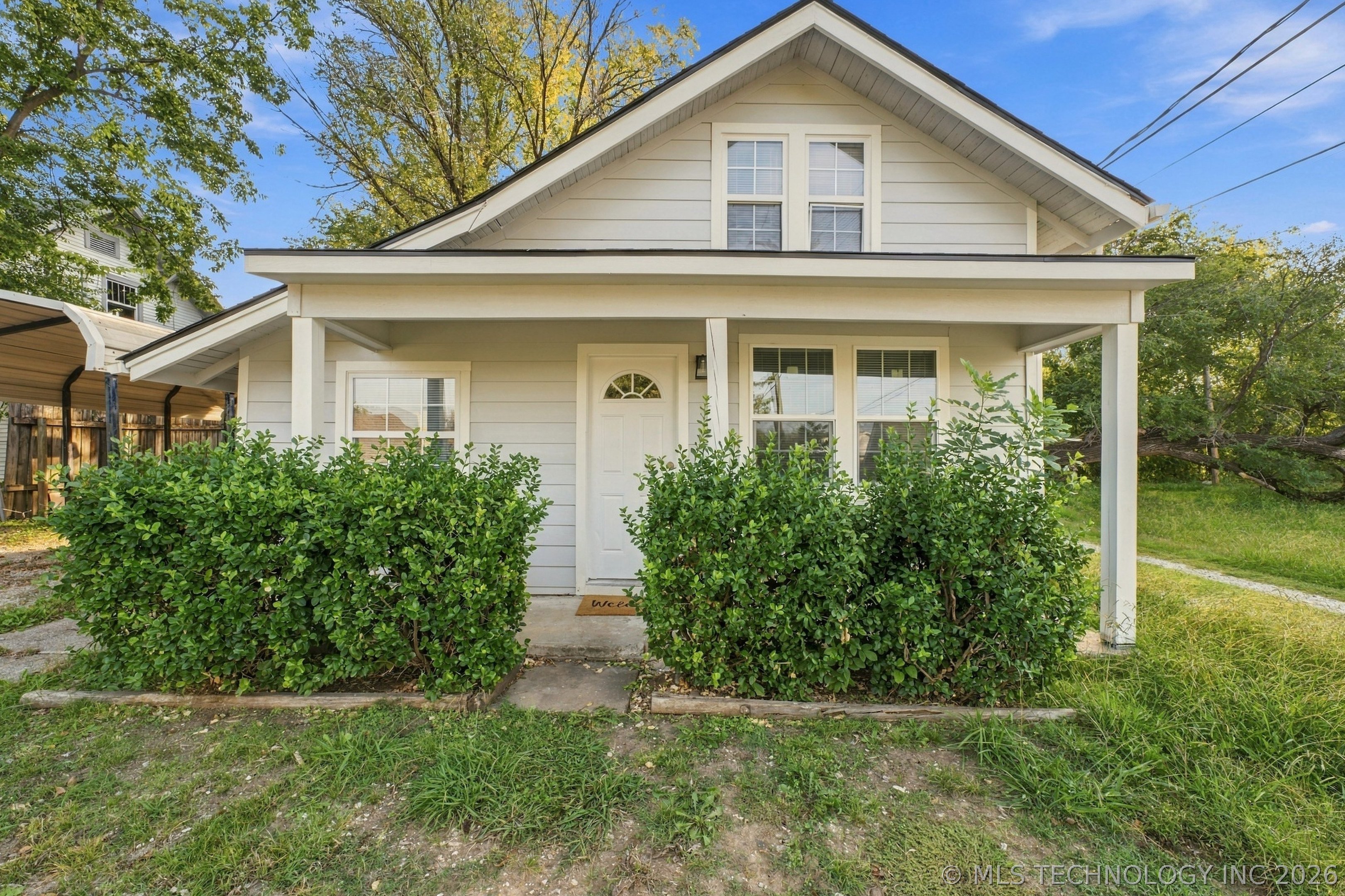 207 N Date Avenue Property Photo 1