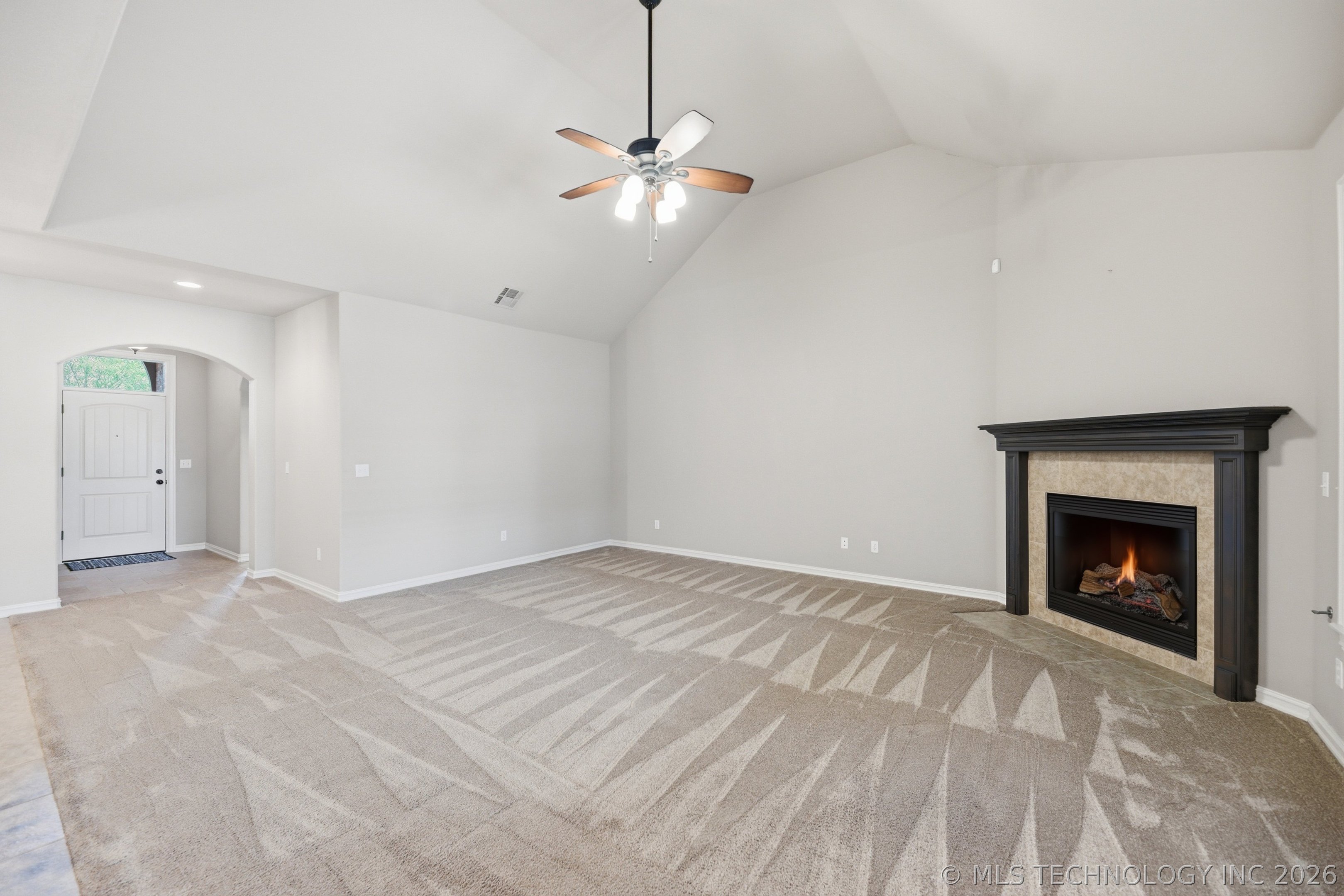 11016 E 83rd Place S Property Photo 6