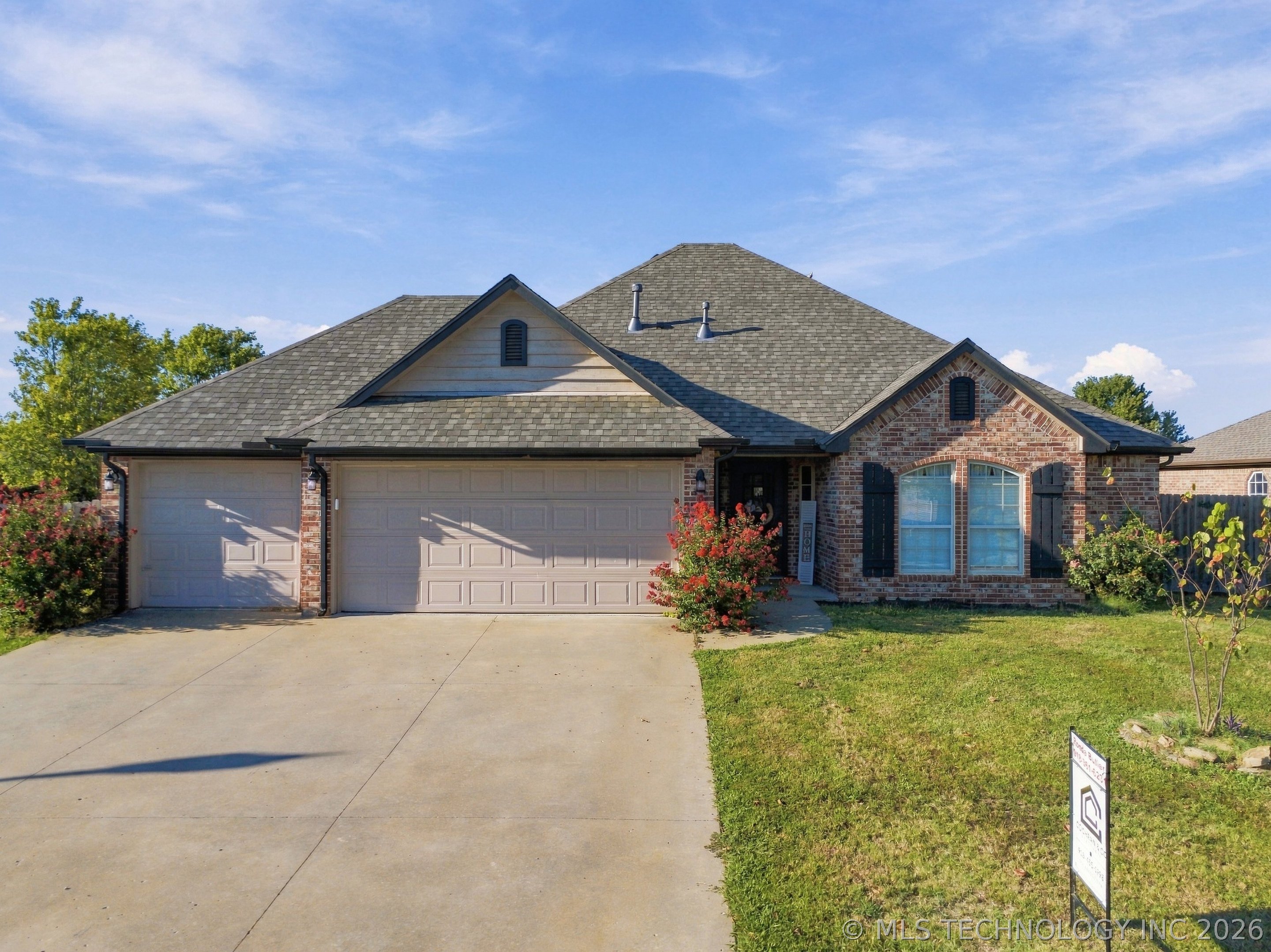 4457 Pecan Circle Property Photo 1
