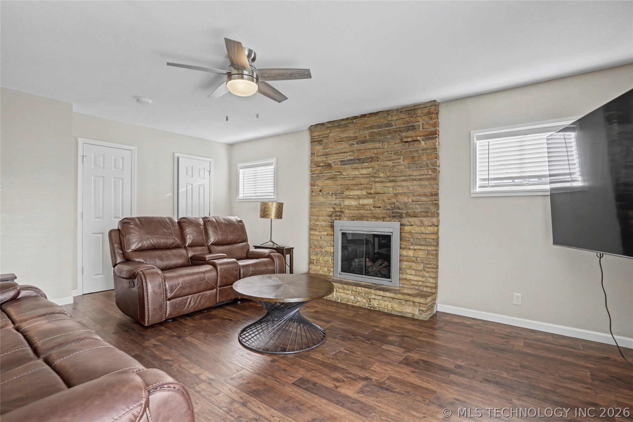 2441 S Norwood Avenue Property Photo 11