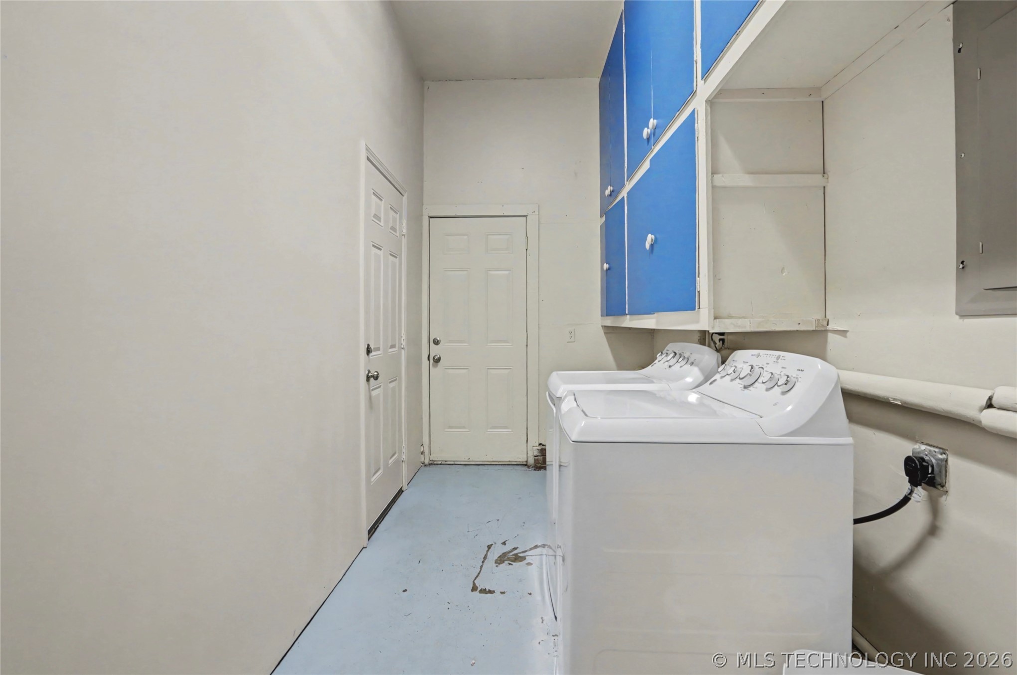 2441 S Norwood Avenue Property Photo 23