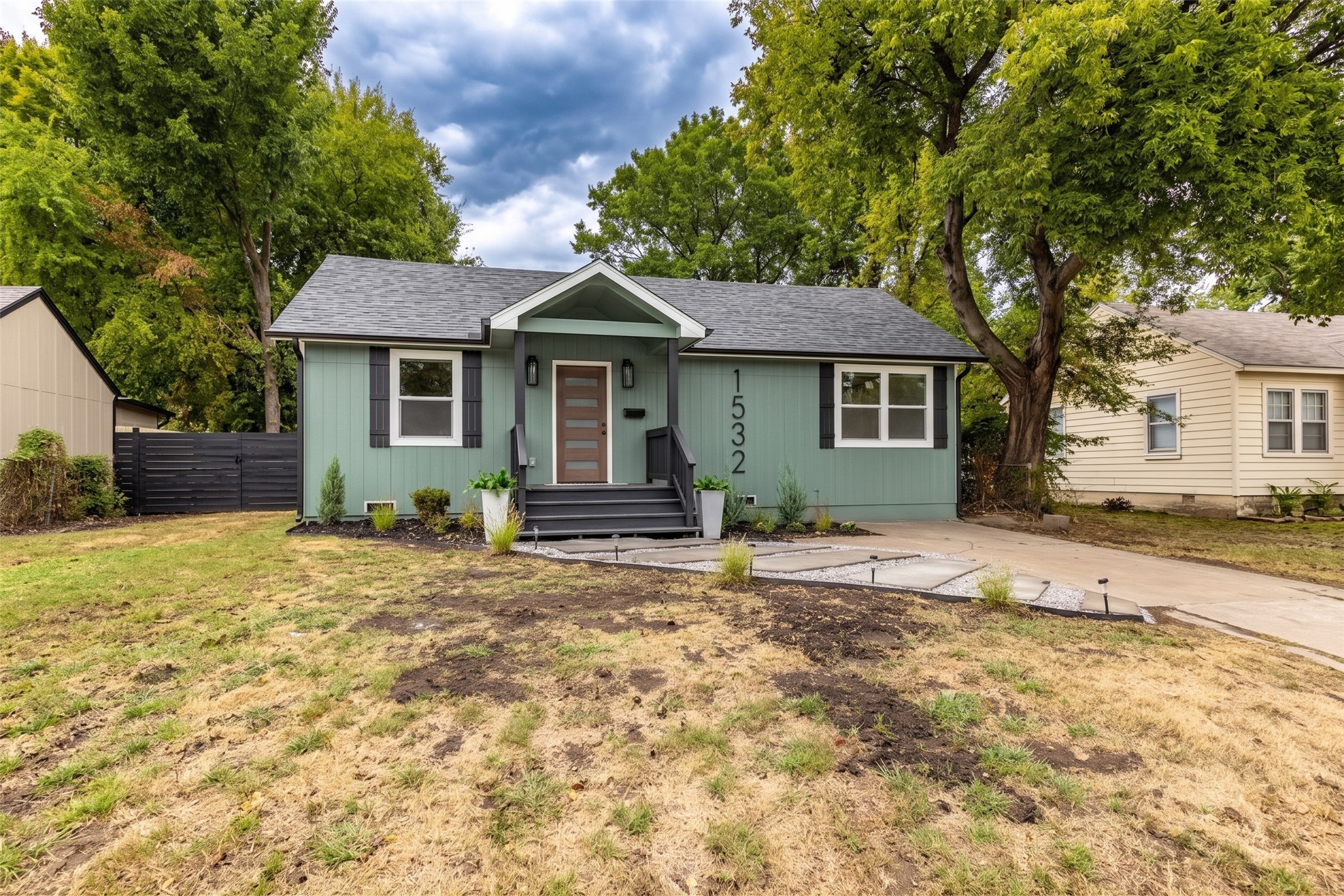 1532 N Kingston Place Property Photo 4