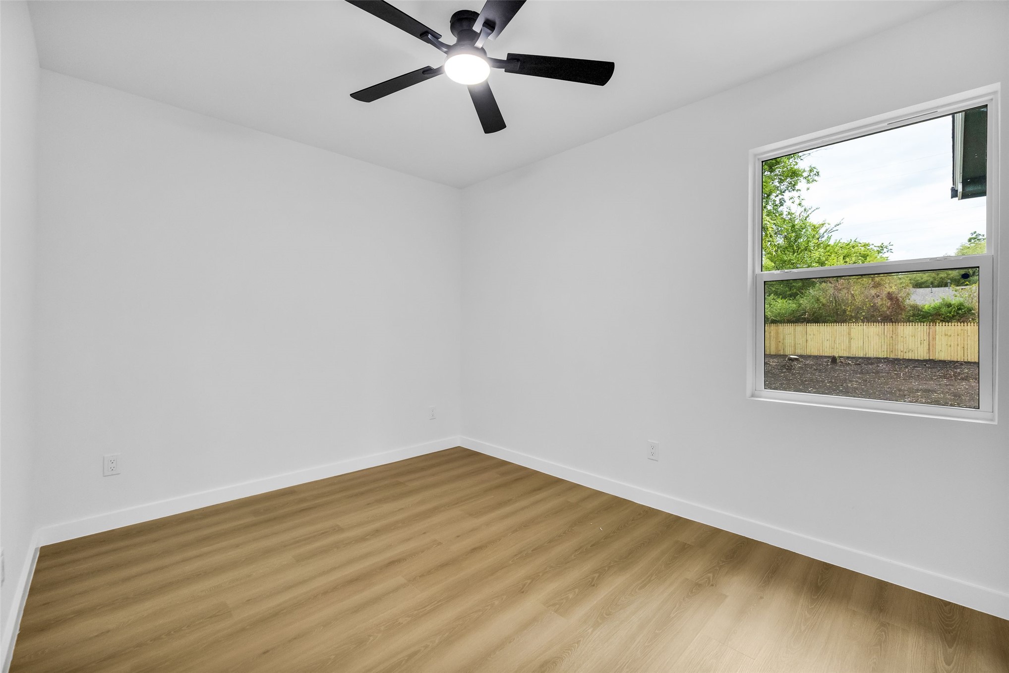 1532 N Kingston Place Property Photo 32