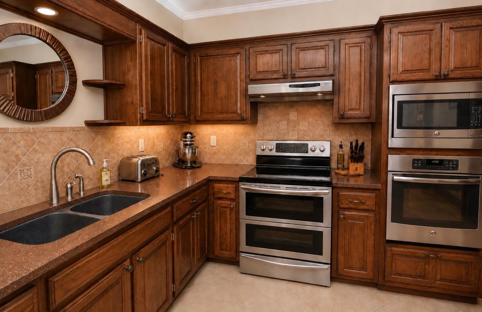 5408 Orlando Circle Property Photo 10