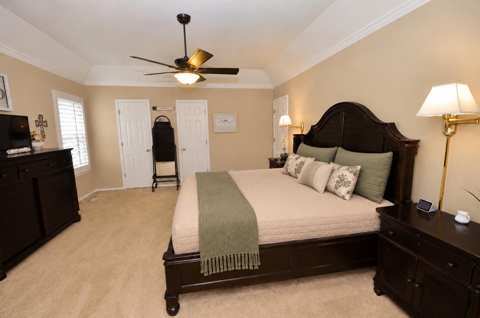 5408 Orlando Circle Property Photo 12