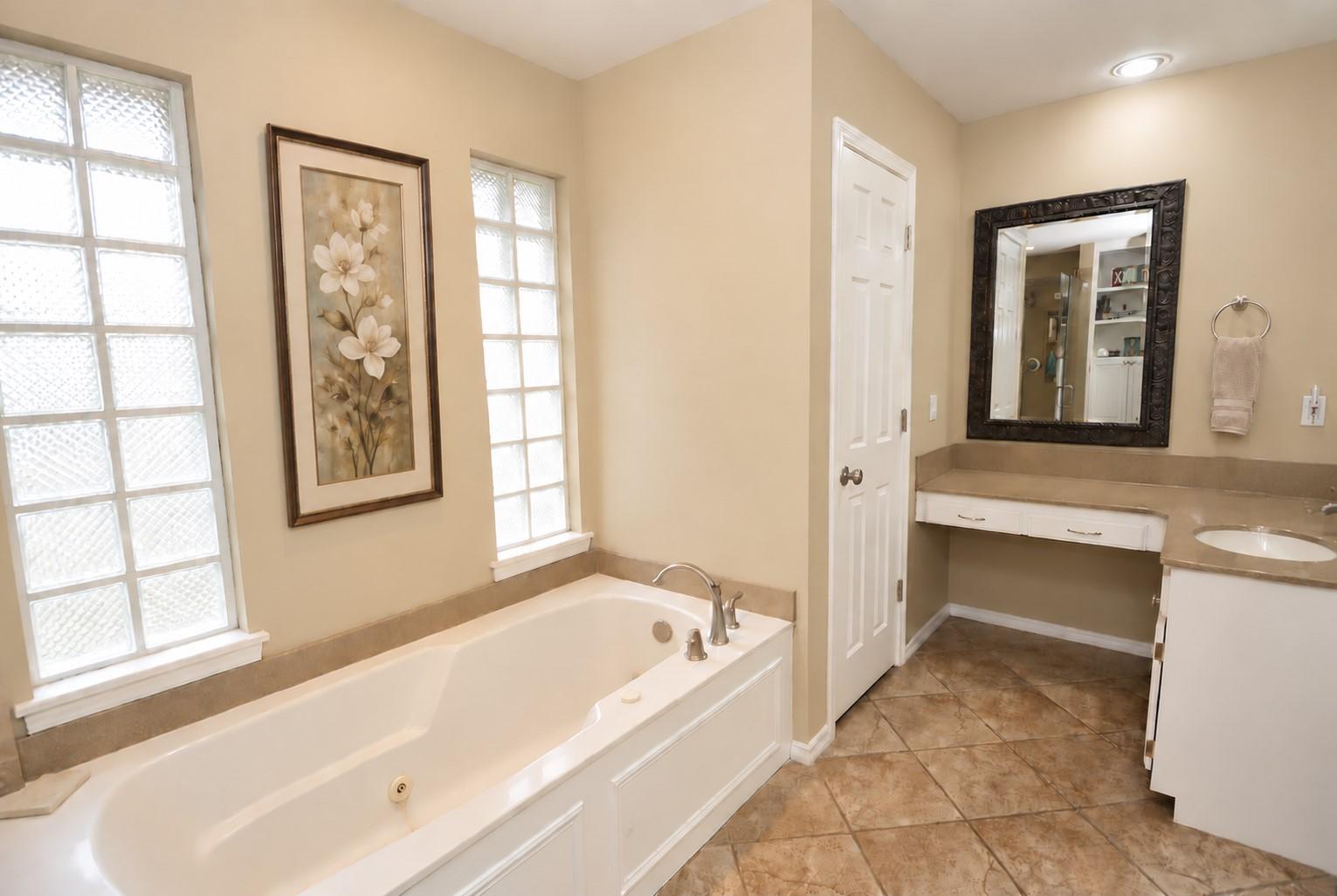 5408 Orlando Circle Property Photo 17
