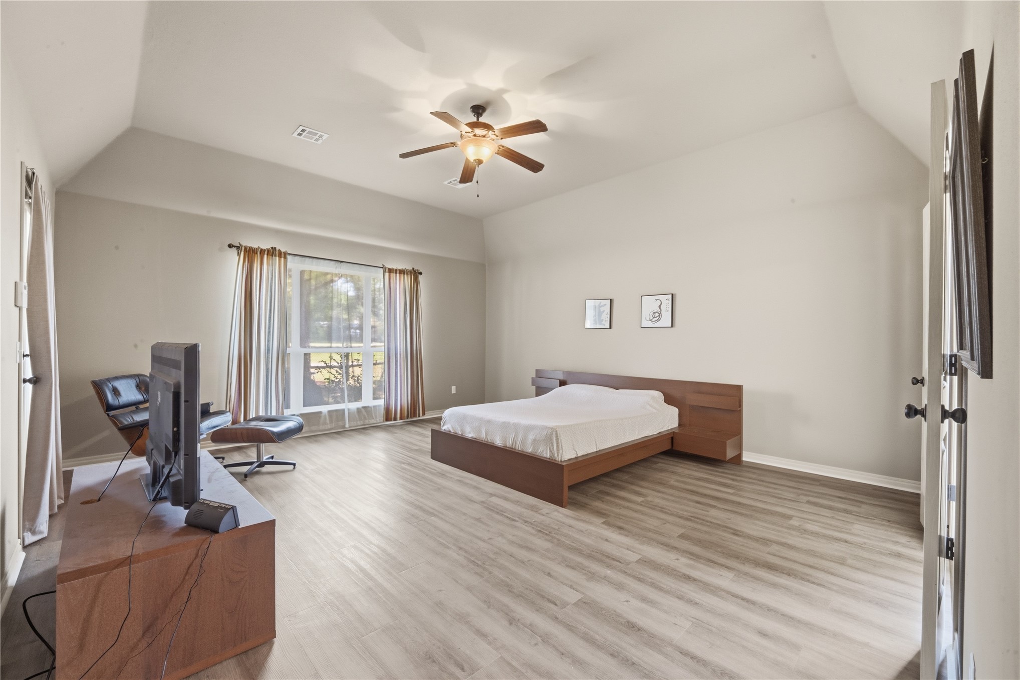 4105 N Lions Place Property Photo 13
