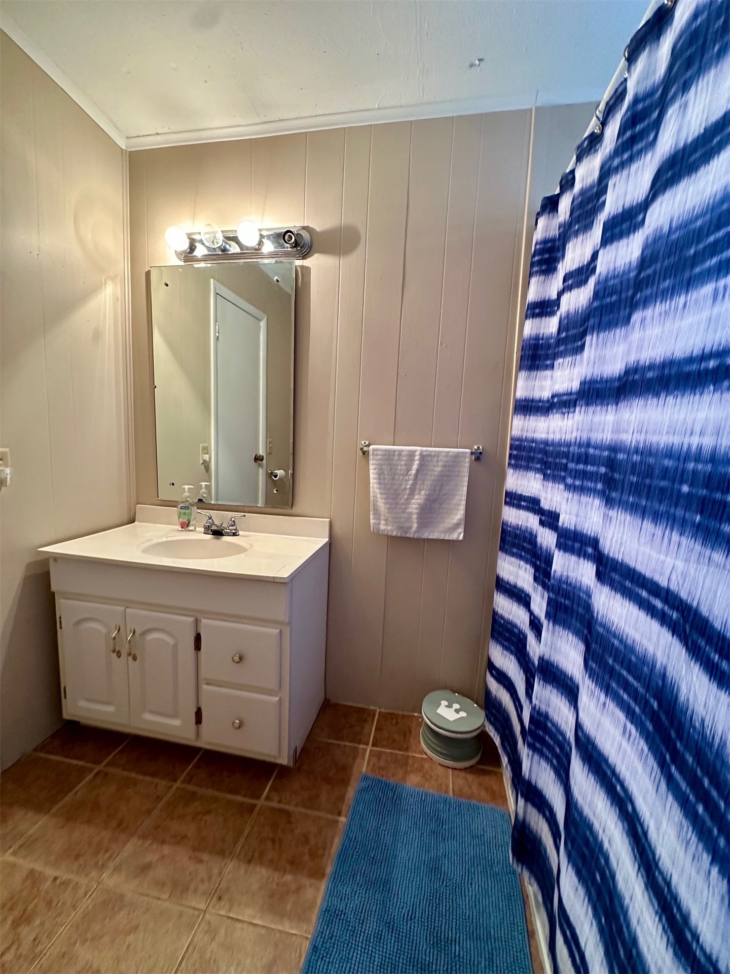 12158 Landing Drive Property Photo 10