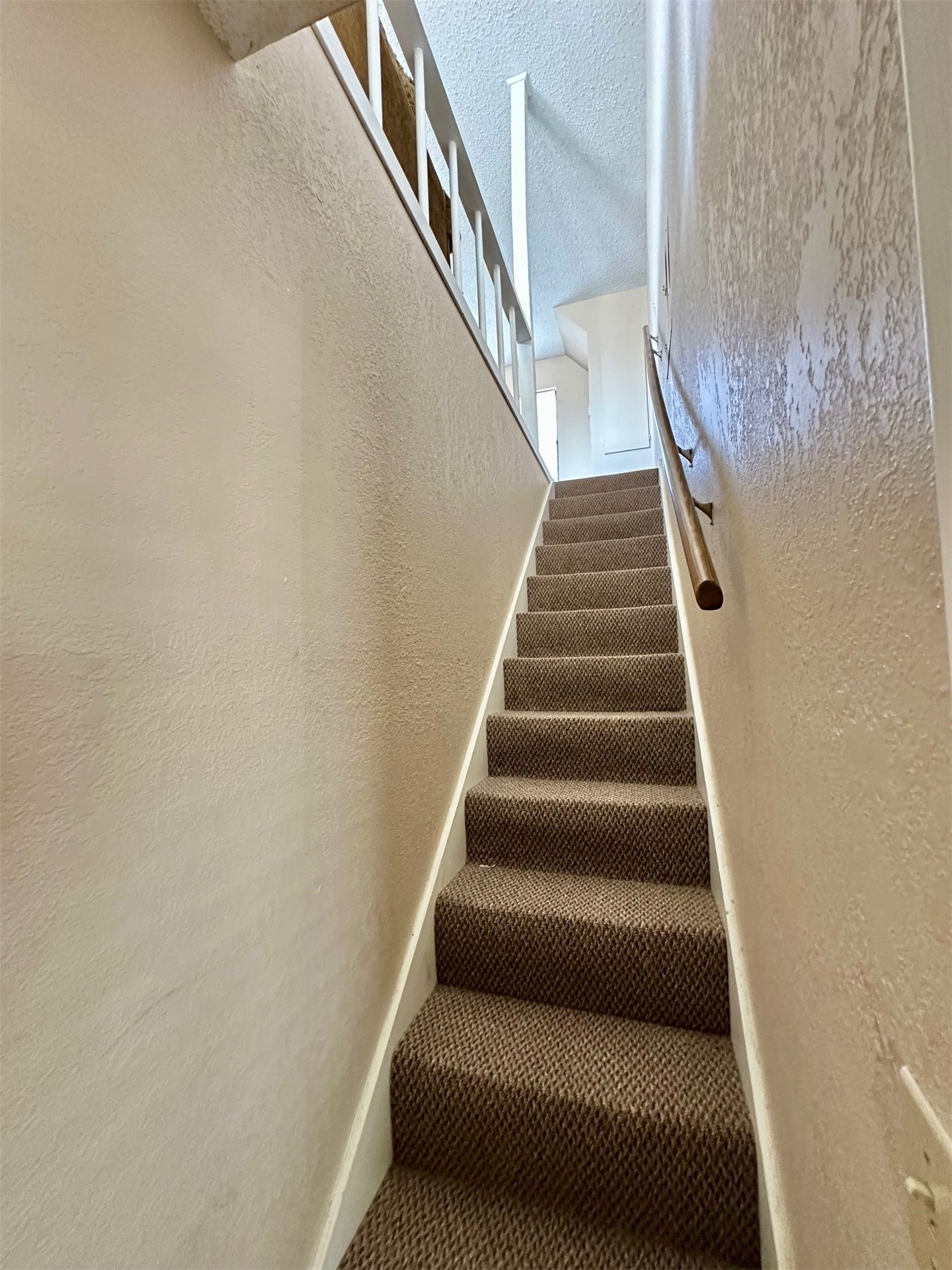 12158 Landing Drive Property Photo 14