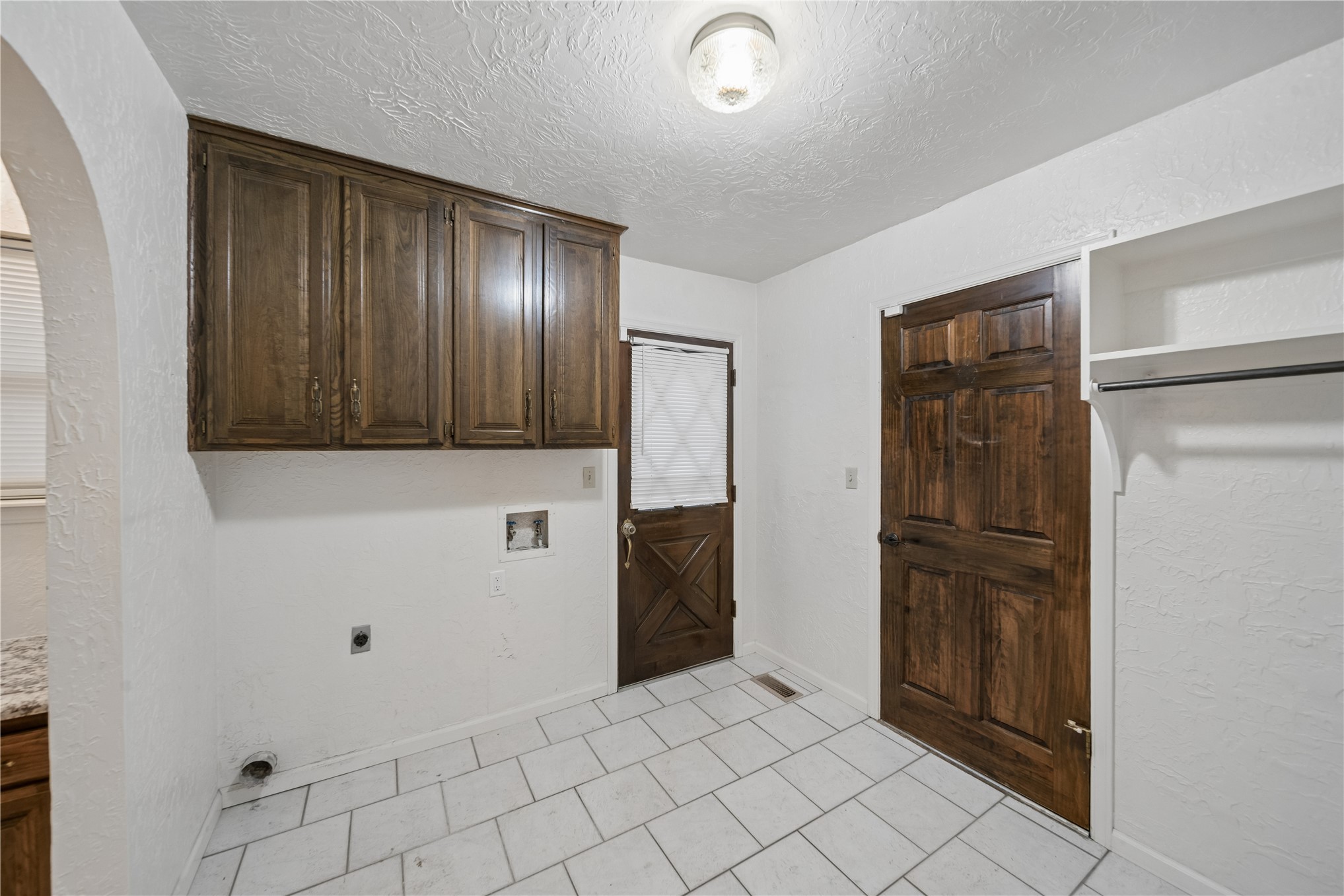 13251 S 275th East Avenue Property Photo 20
