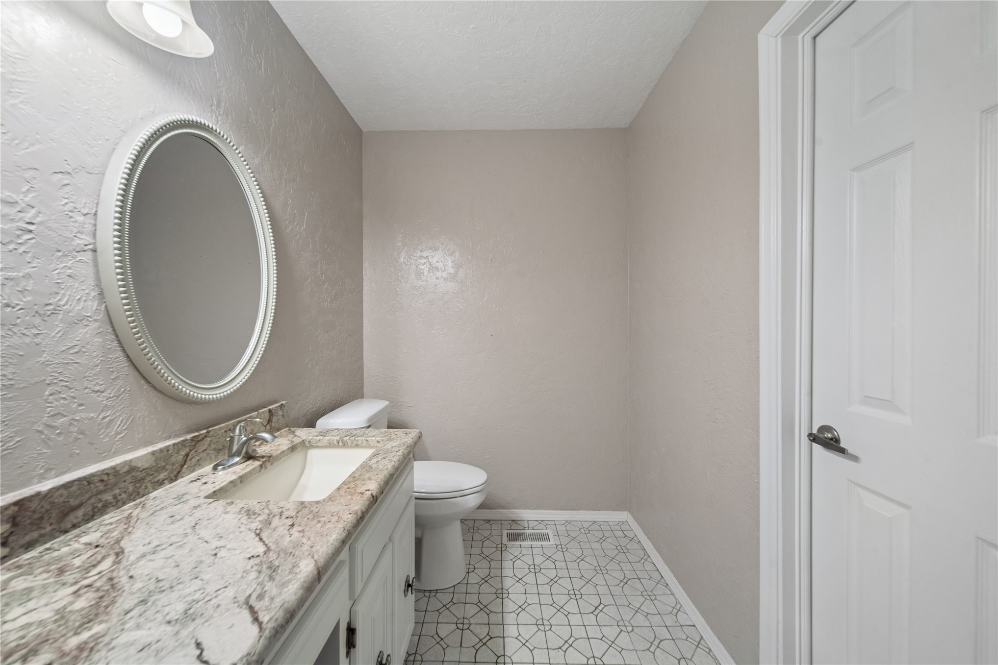 13251 S 275th East Avenue Property Photo 26