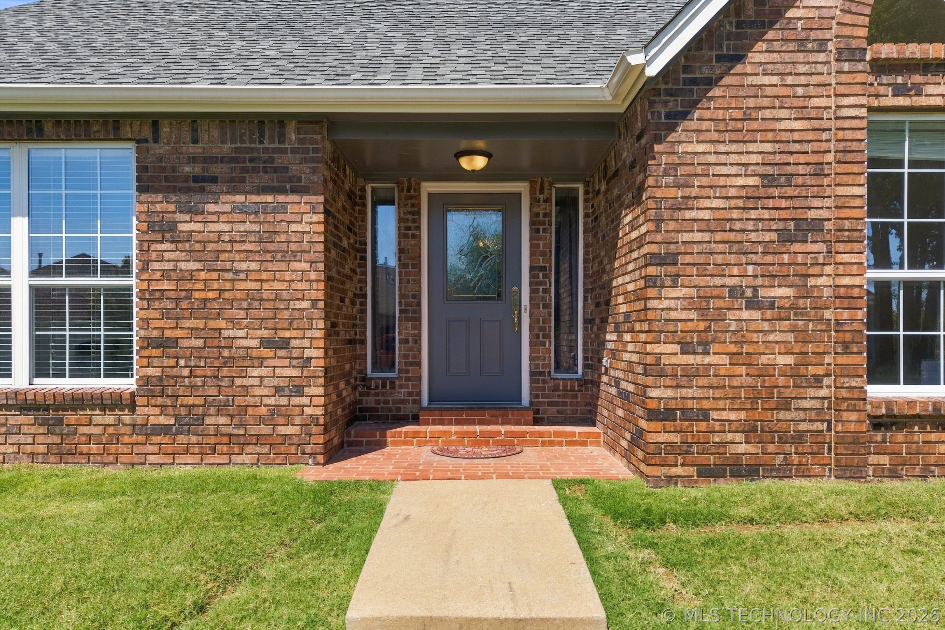 7756 S Hudson Avenue Property Photo 4