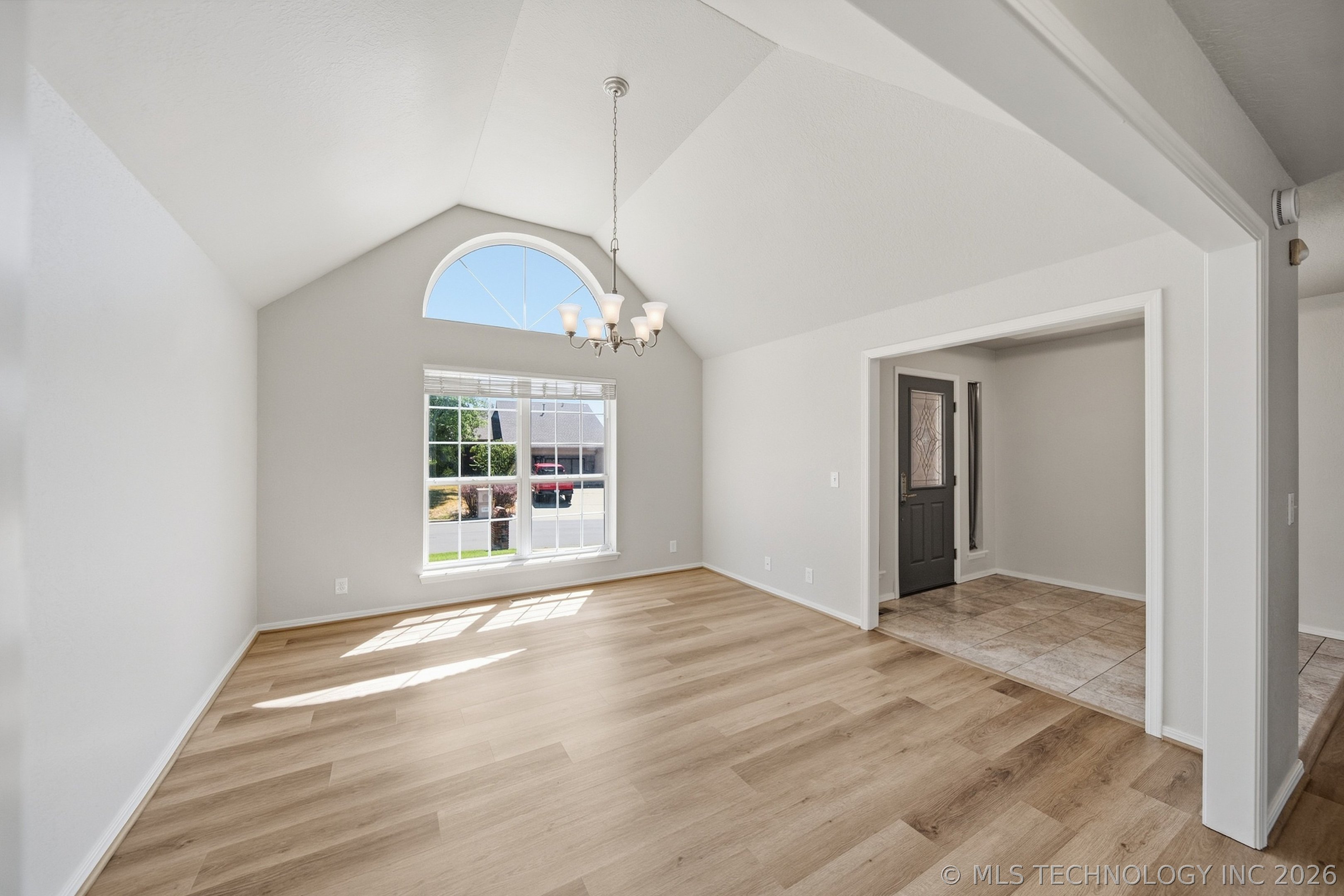 7756 S Hudson Avenue Property Photo 8