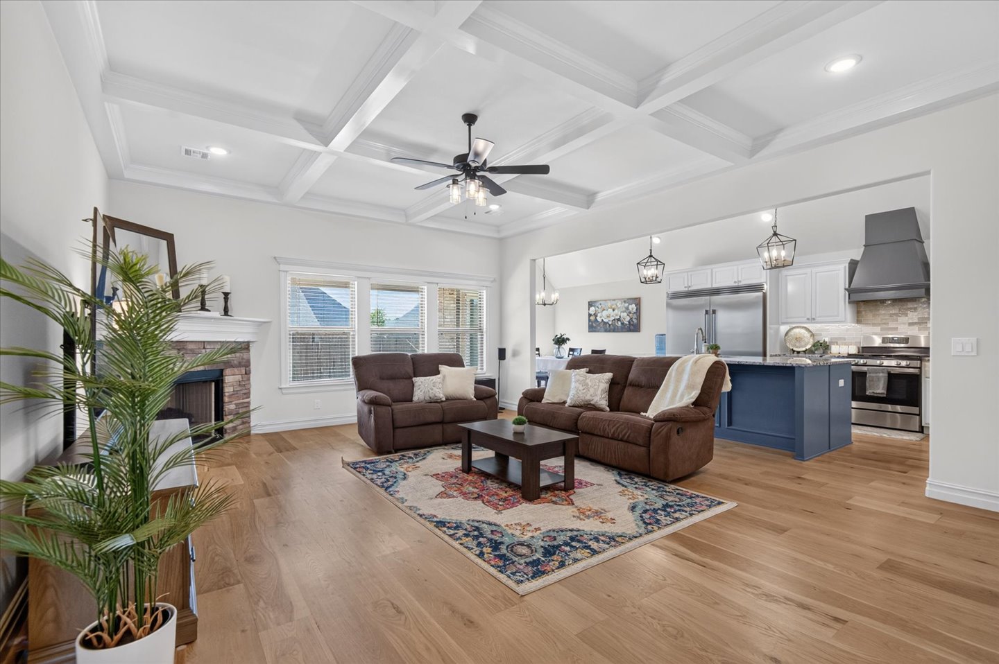5523 Aspen Avenue Property Photo 4