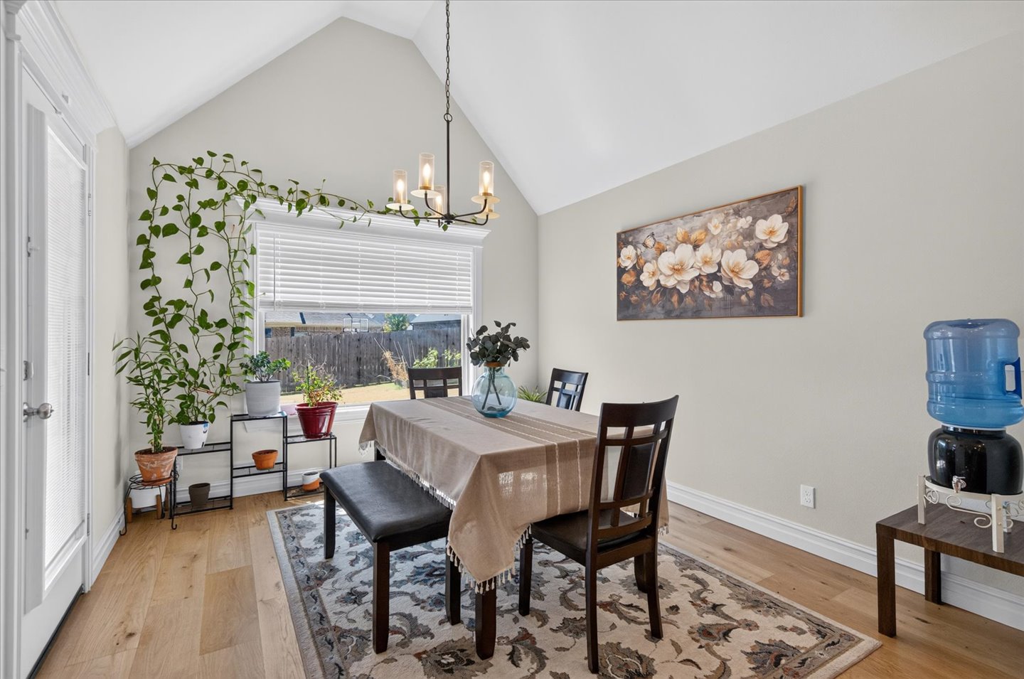 5523 Aspen Avenue Property Photo 9