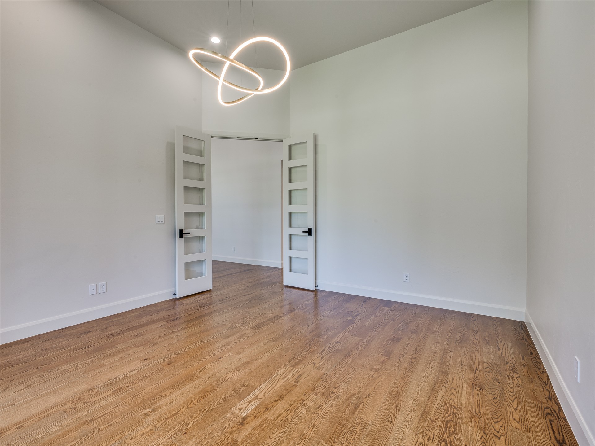10775 S Sheridan Road Property Photo 17