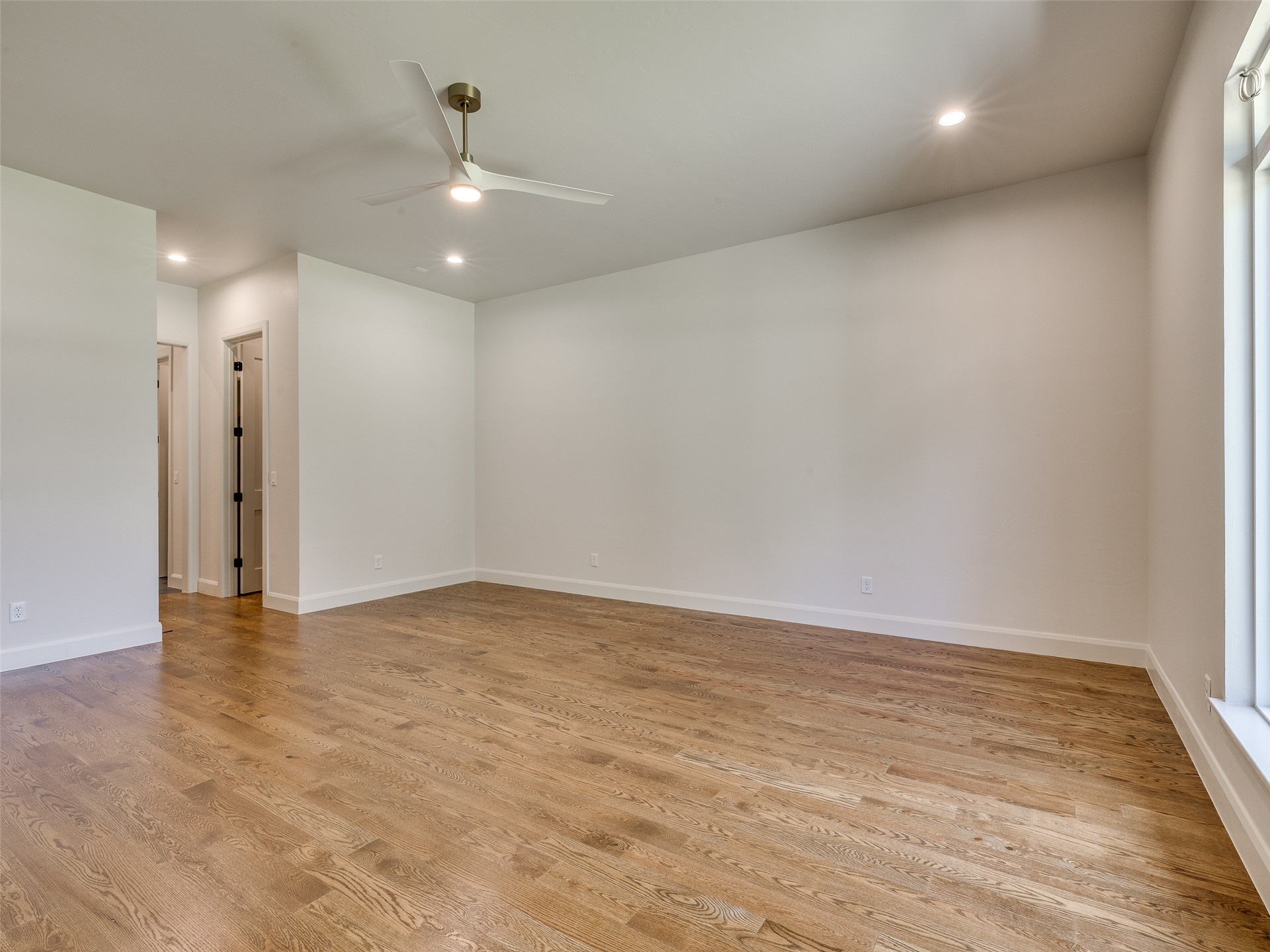 10775 S Sheridan Road Property Photo 34