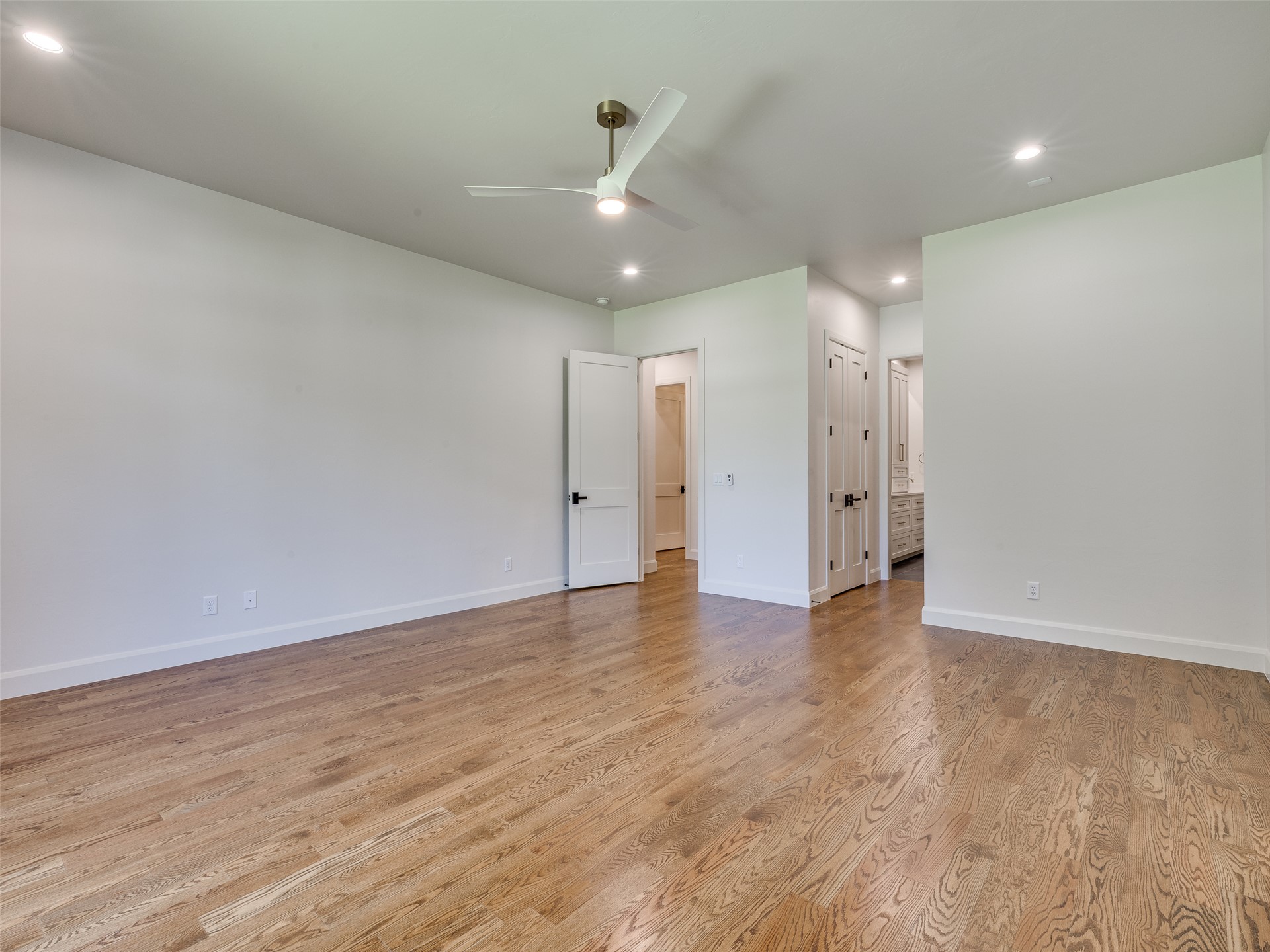 10775 S Sheridan Road Property Photo 35