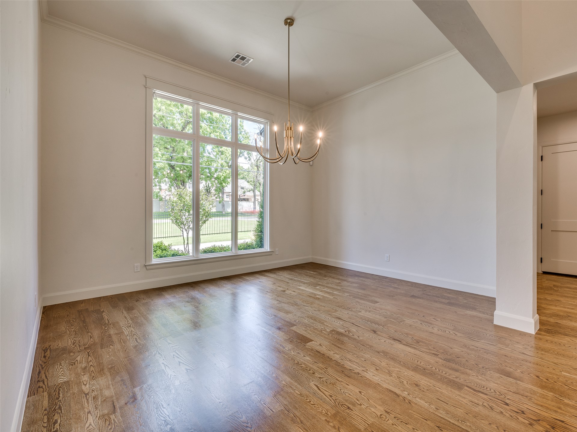 10775 S Sheridan Road Property Photo 43