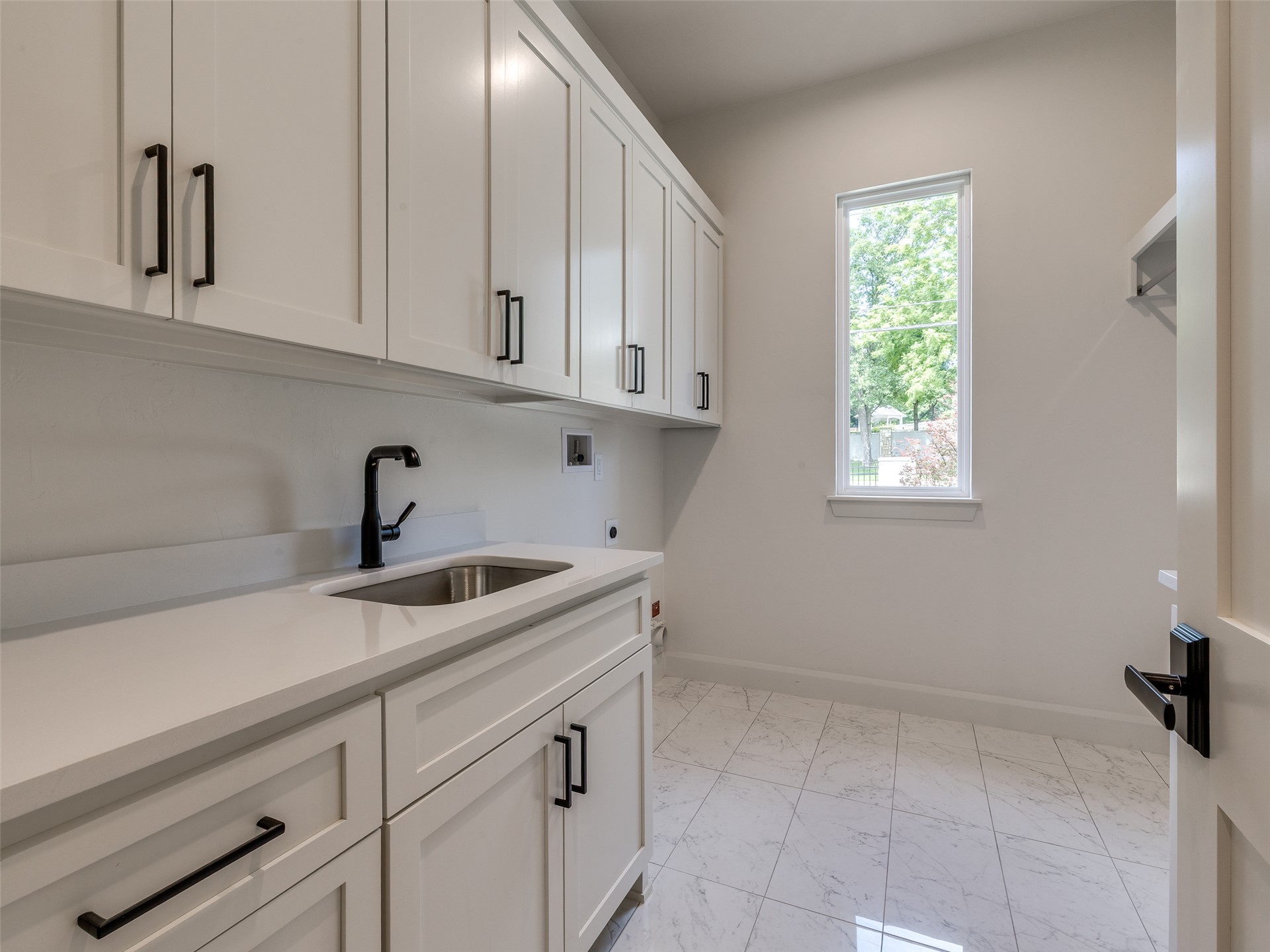 10775 S Sheridan Road Property Photo 48