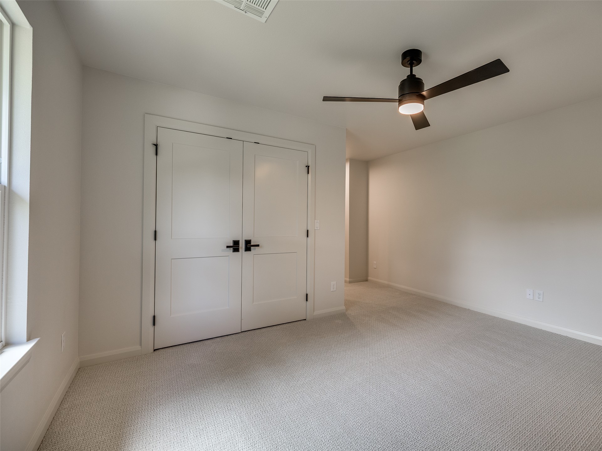 10775 S Sheridan Road Property Photo 83