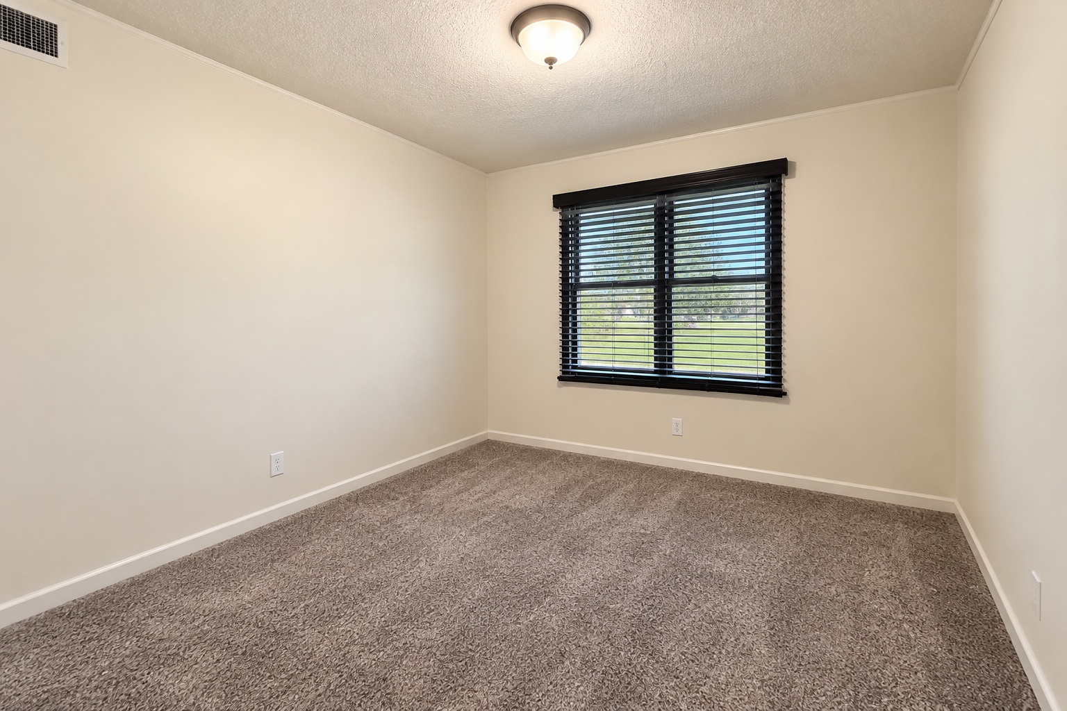 2009 Parkview Drive Property Photo 23