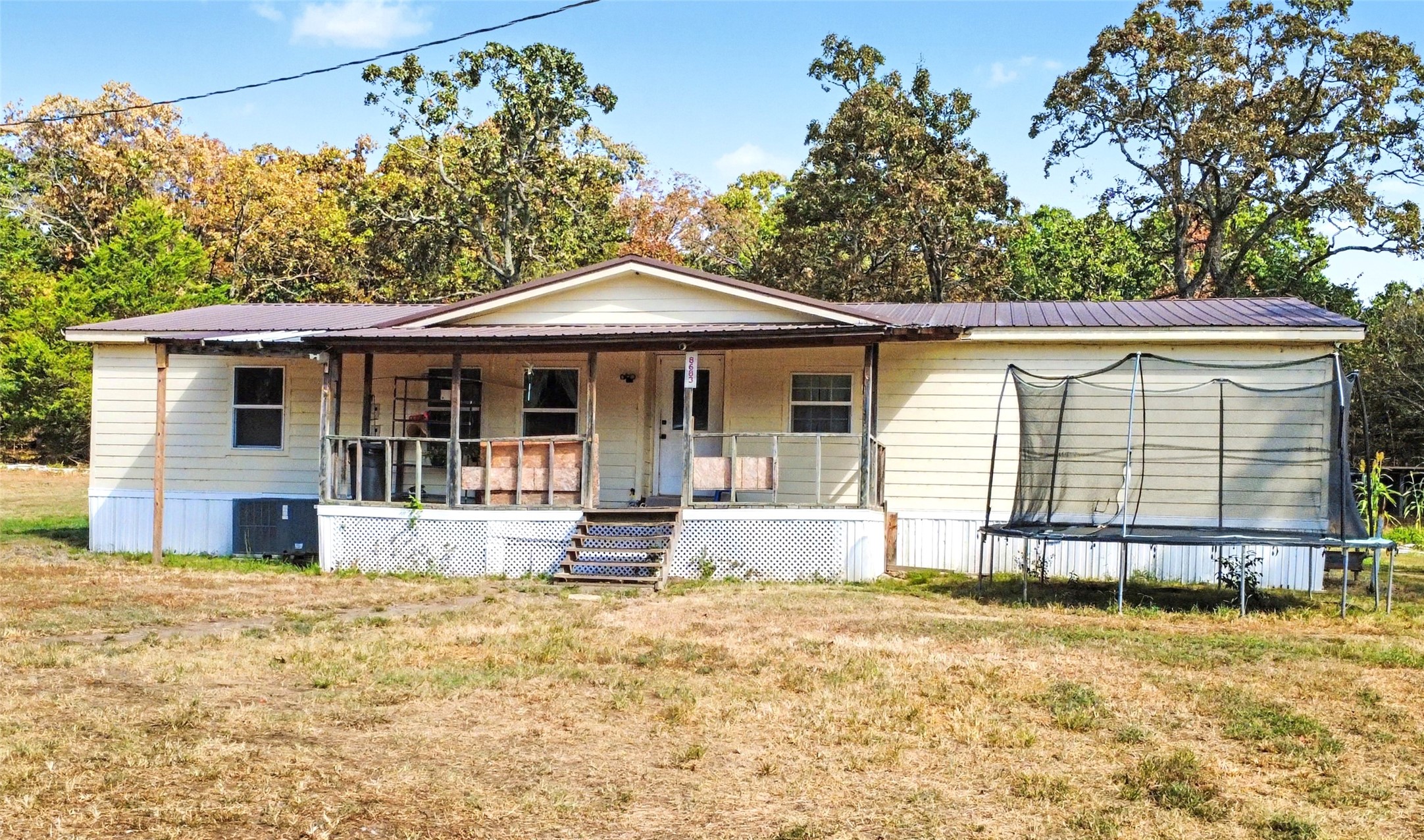 8683 N 436 Road Property Photo 1