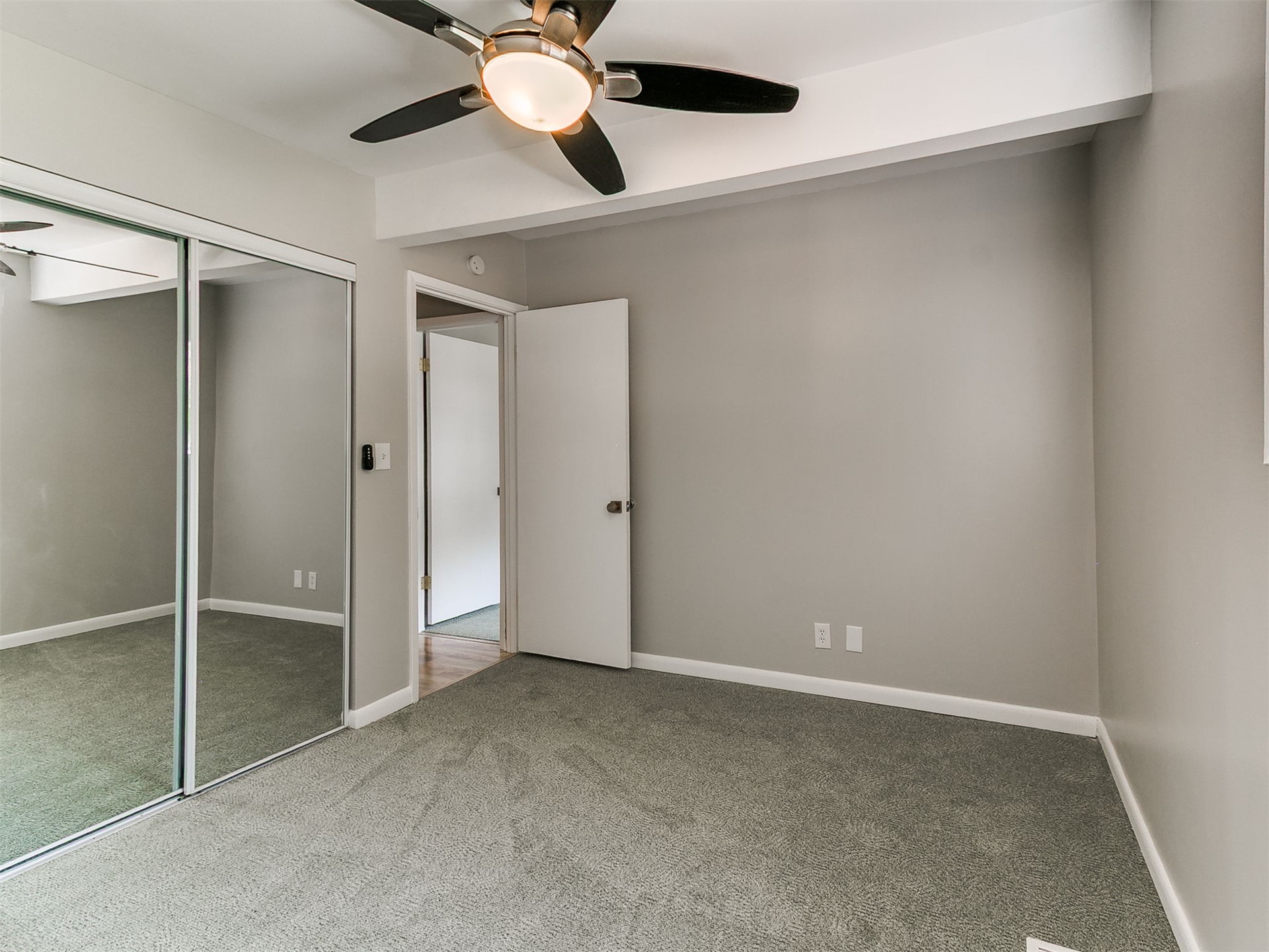 5357 E 26th Place Property Photo 12
