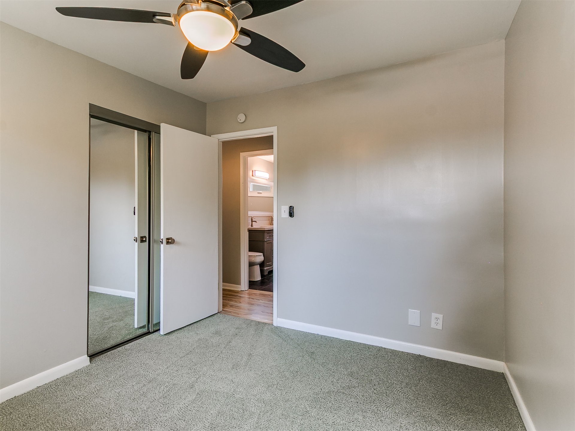 5357 E 26th Place Property Photo 13
