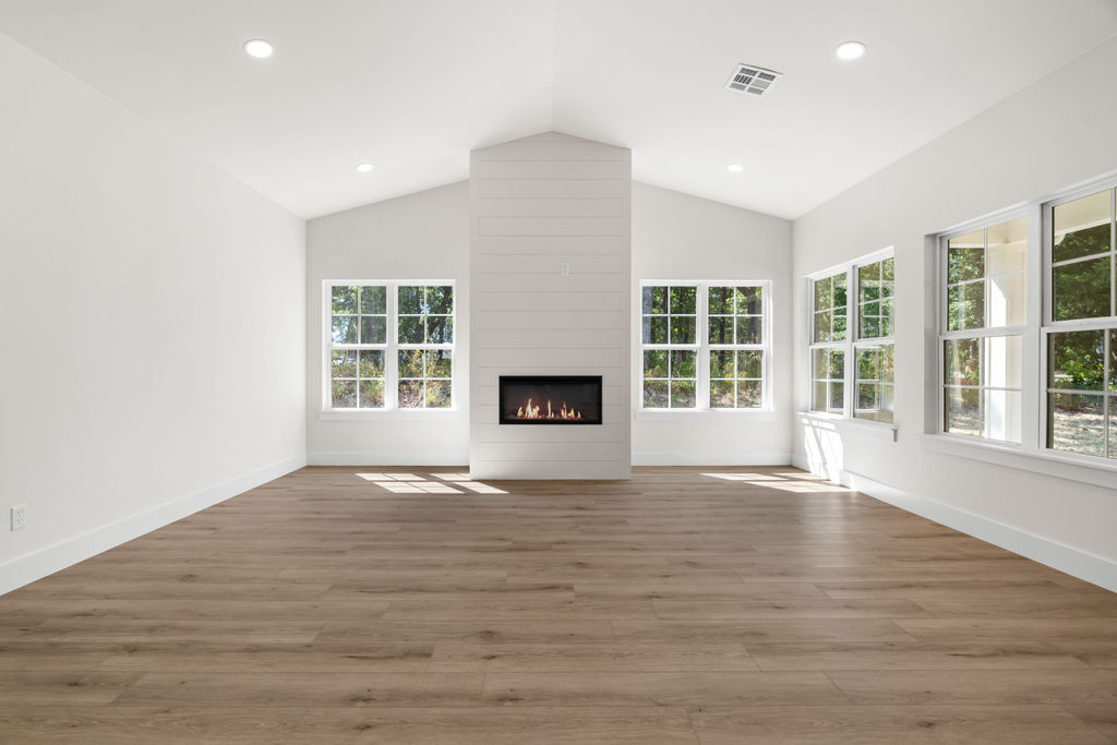 12195 Longboard Loop Property Photo 4