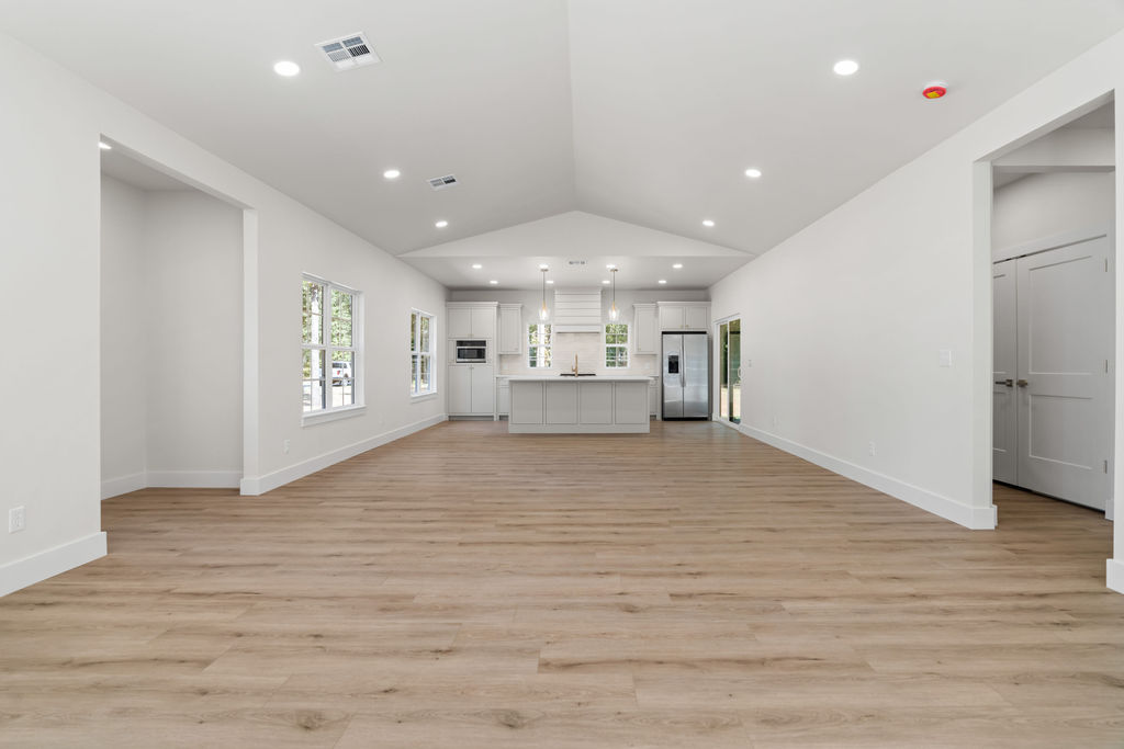 12195 Longboard Loop Property Photo 8