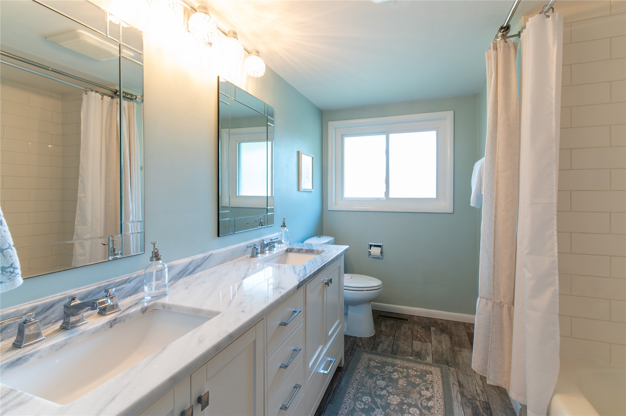 3727 E 56th Street Property Photo 8