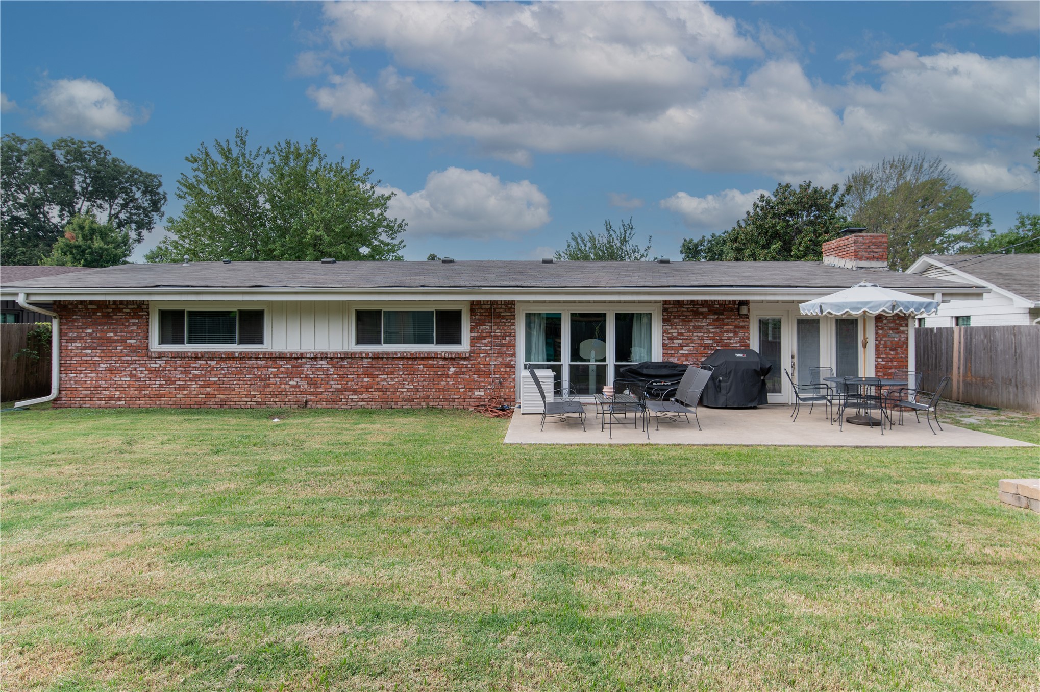 3727 E 56th Street Property Photo 18
